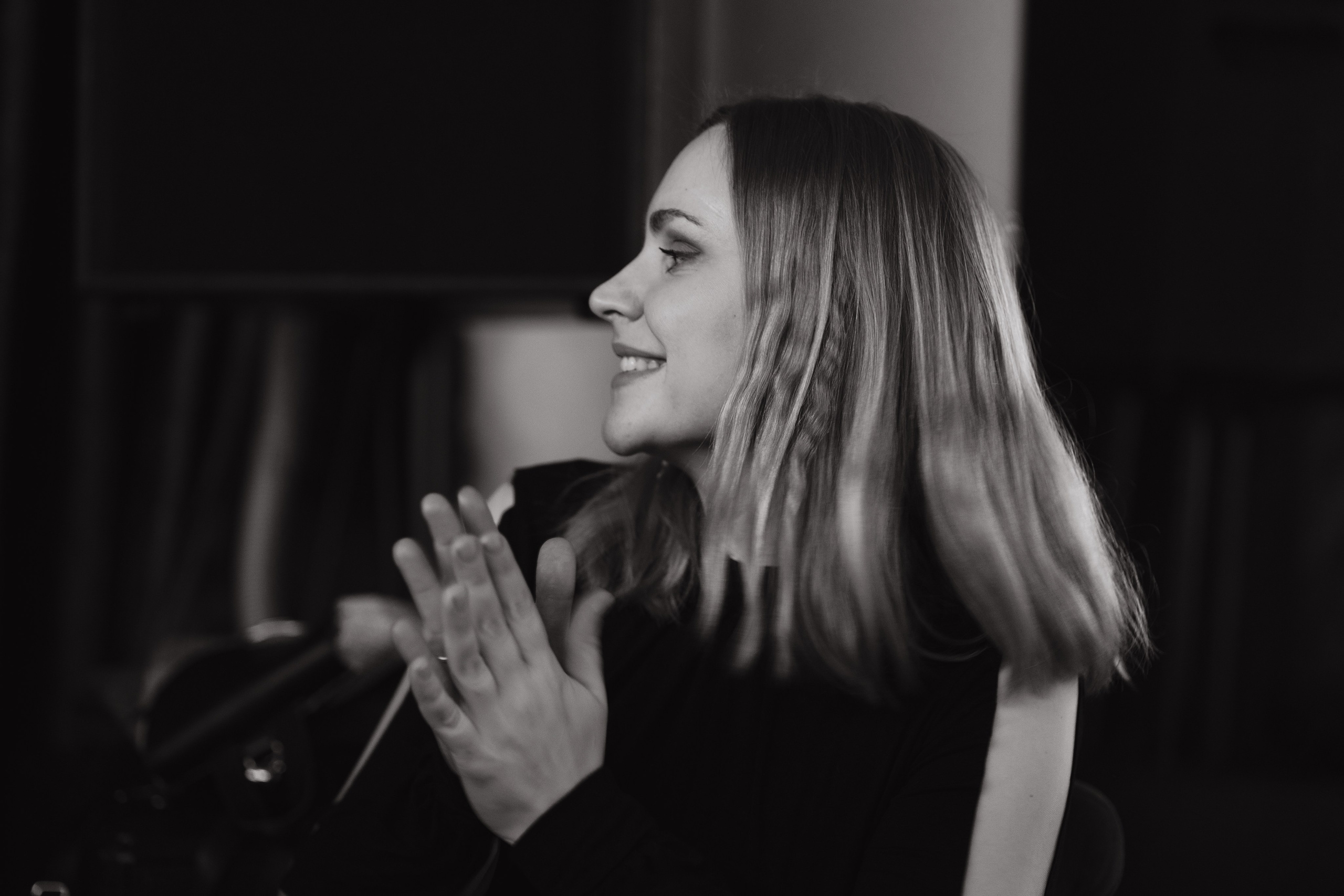 Презентация поэтического сборника. Творческие фотосессии в Москве. Фотоальбом лидера группы ЯЛО