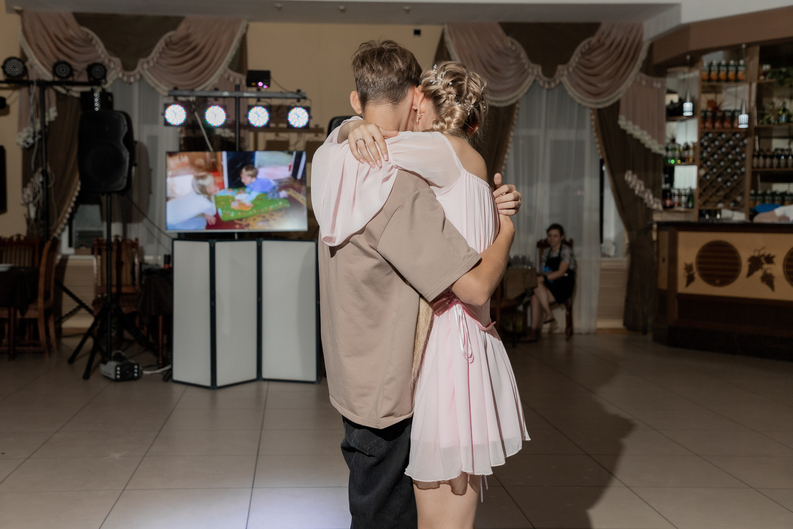 Роман и Александра (банкет). Свадебный фотограф Ангелина Сунгатулина | Саратов | Балаково | Вольск