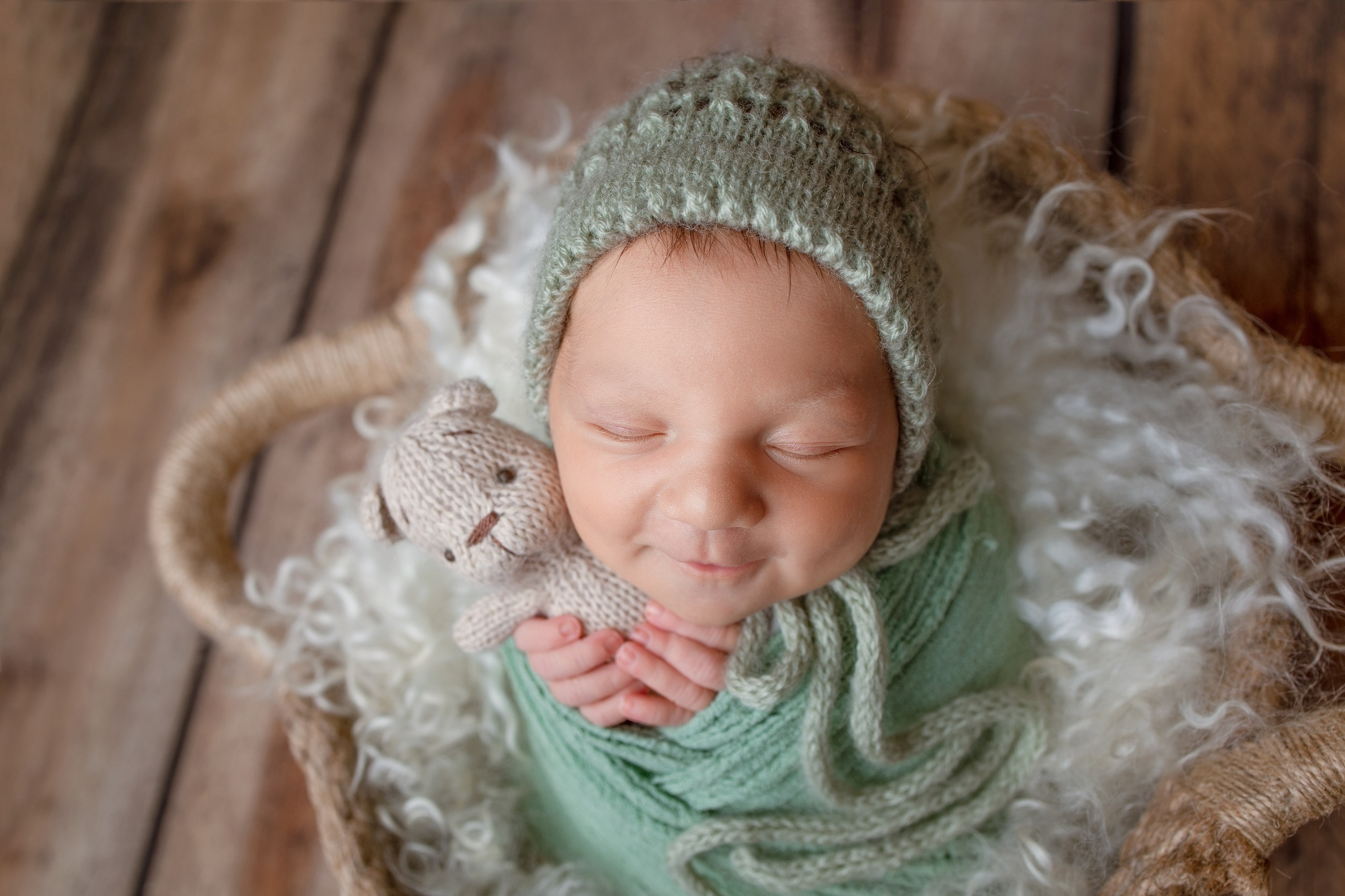 Нежная и милая фотосессия первых дней жизни Вашего ребенка в Минске. Фотограф новорождённых Минск — стоимость newborn фотосессии в Минске