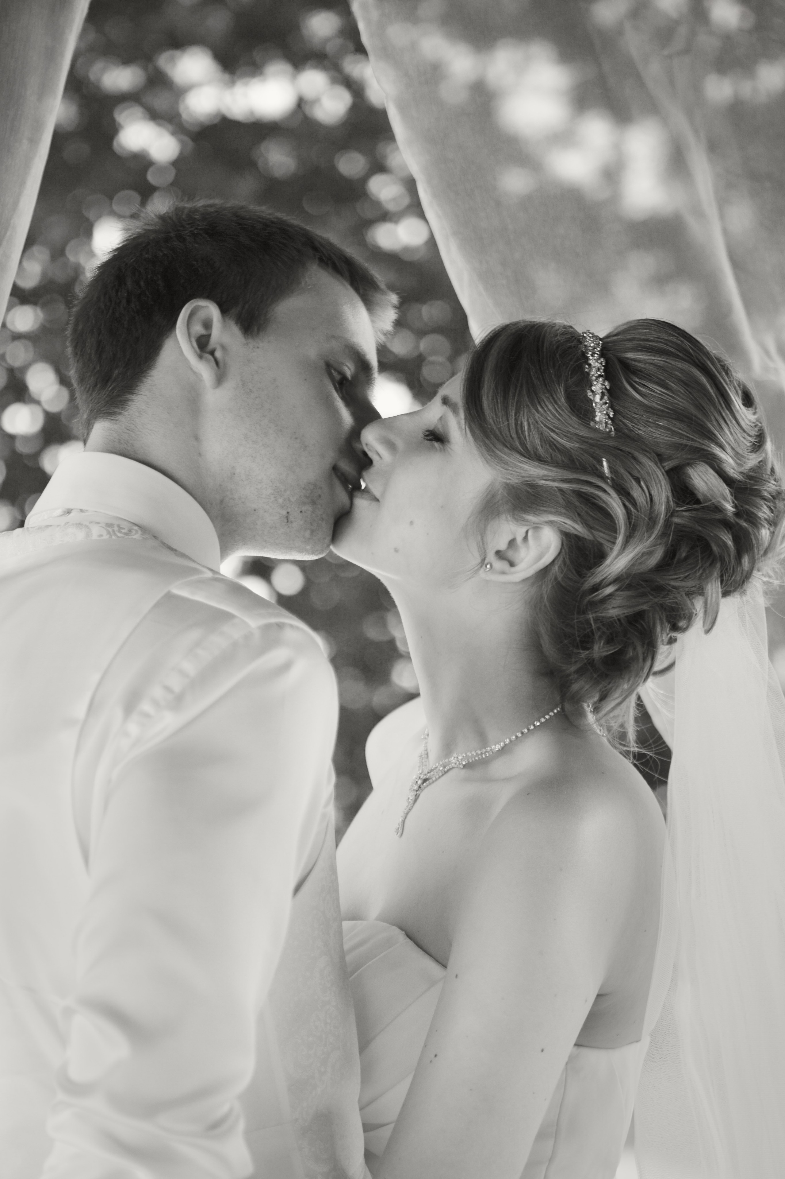 Weddings by Andrey Vinogradov. Andrey Vinogradov photographer in Argentina, I love Reportage and Portrait Photography. Also Family, Weddings, Kids and many more!