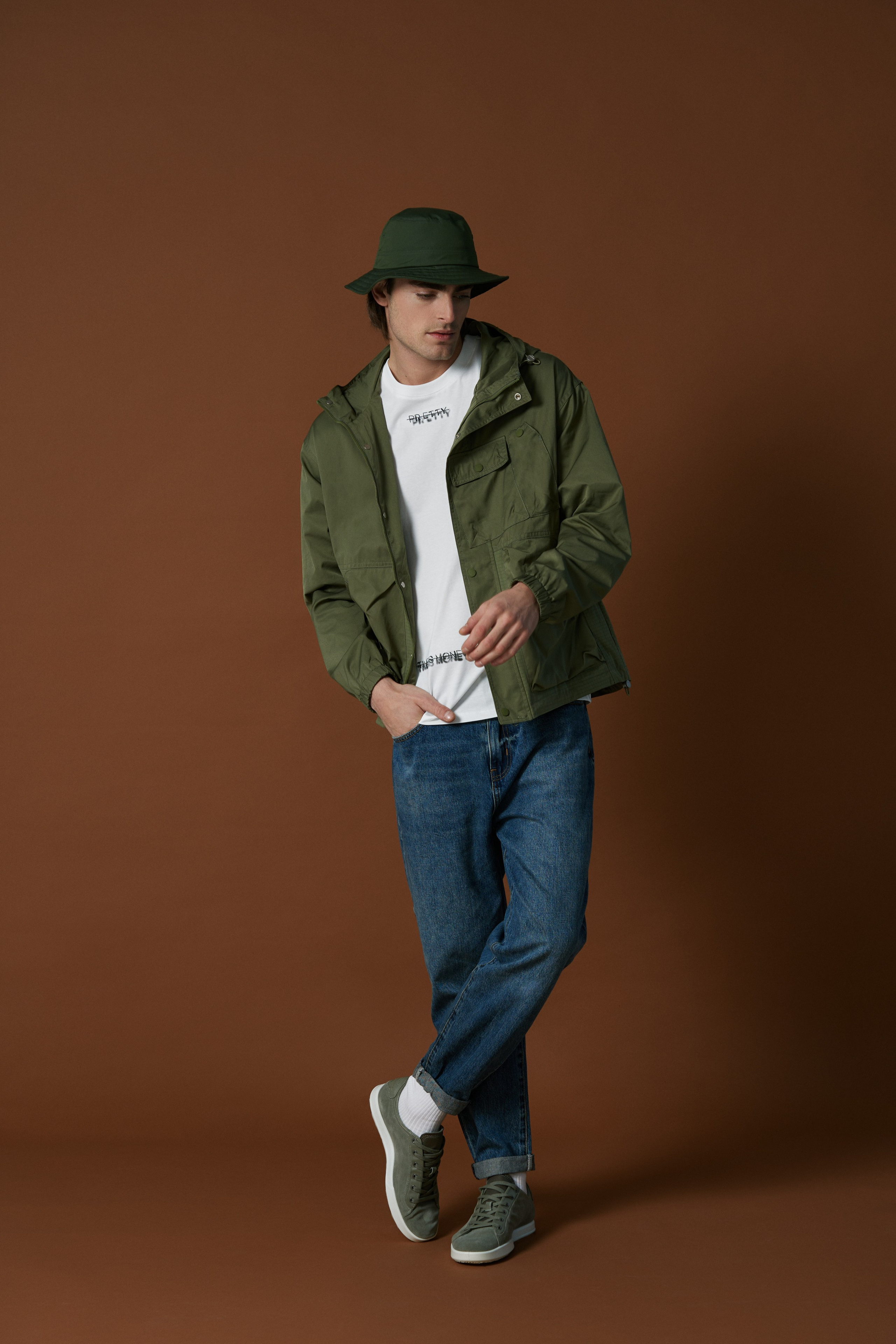 QWENTINY. Фотограф в Москве. Каталог, лукбук, портреты