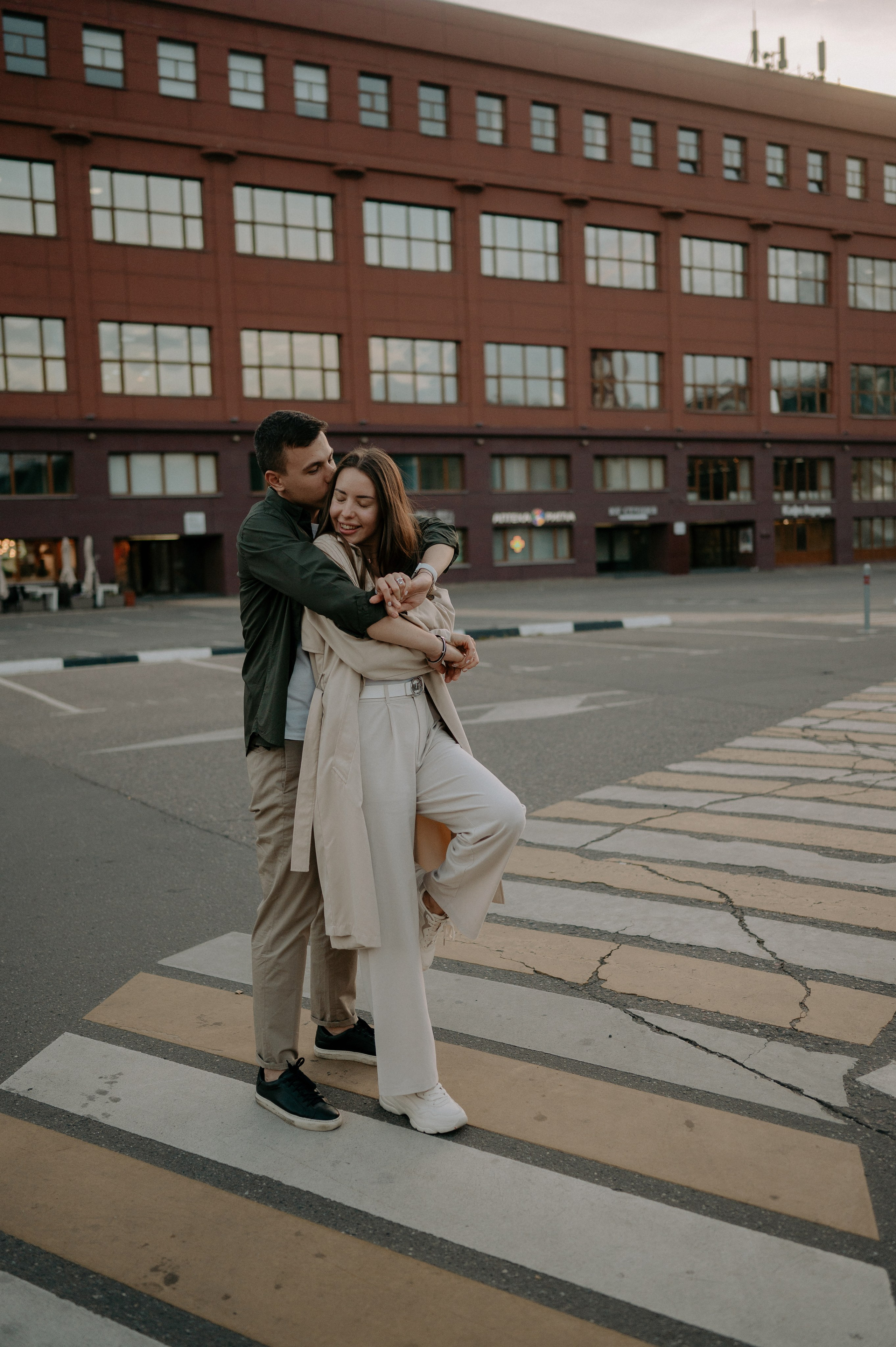 Love story прогулка. Свадебный и женский фотограф город Электросталь и Ногинск