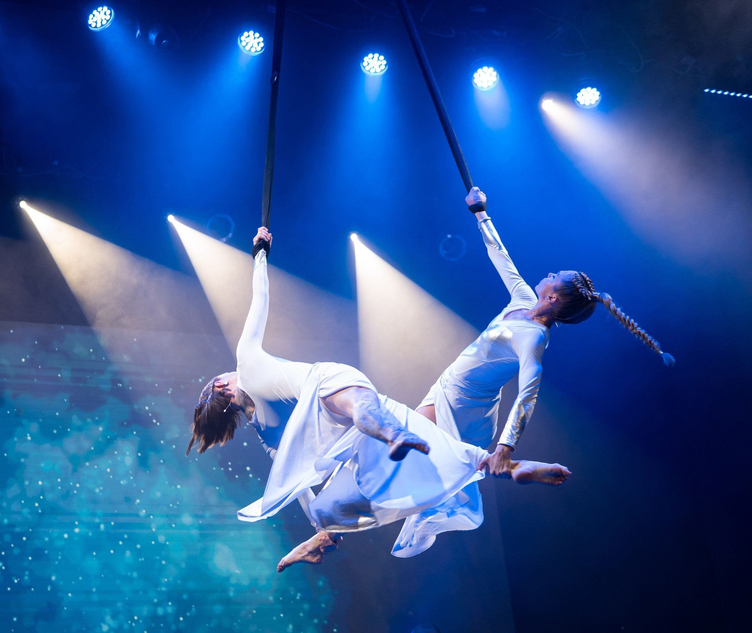 Репортажная съемка акробатического шоу