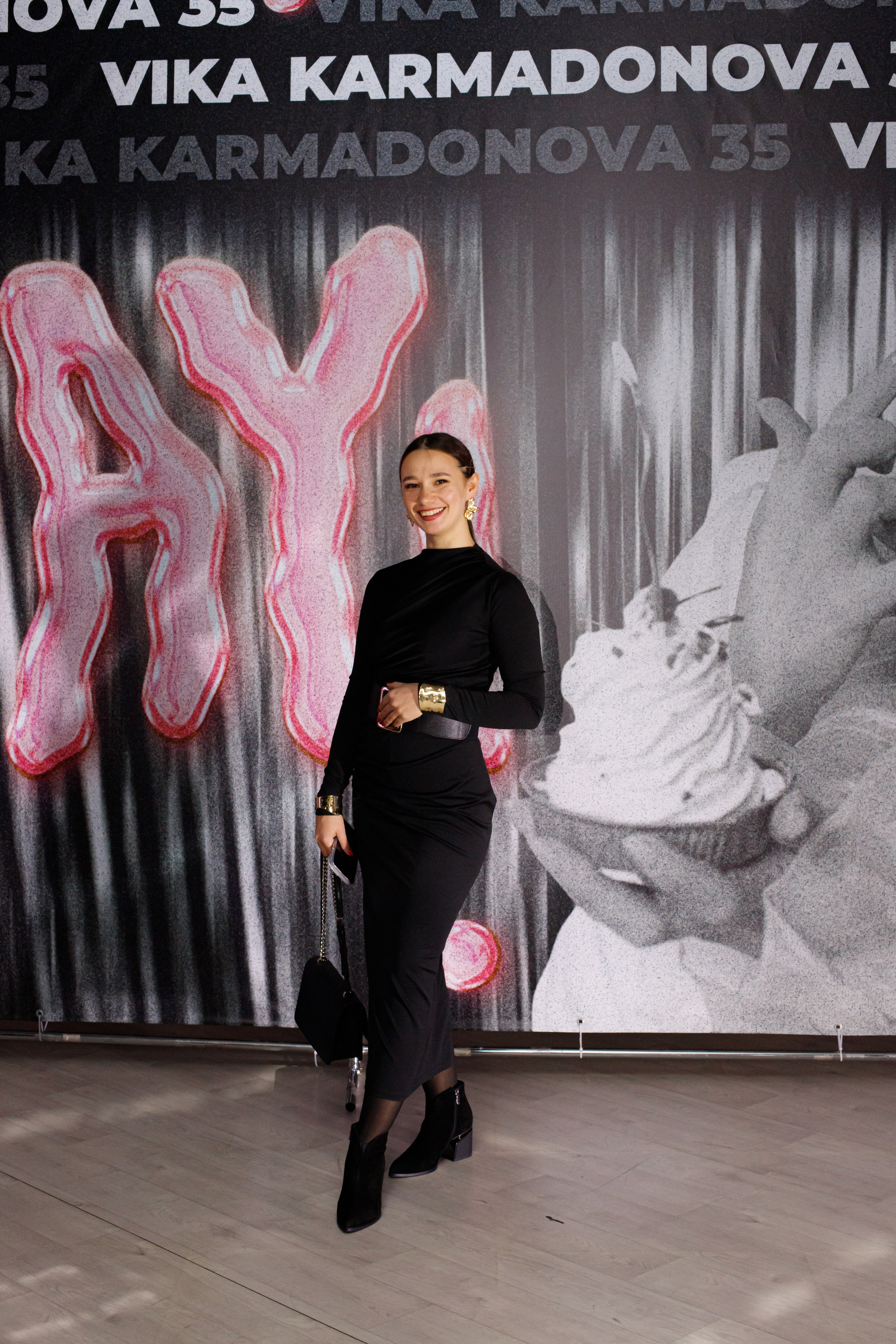 VIKA KARMADONOVA. Photokarish
