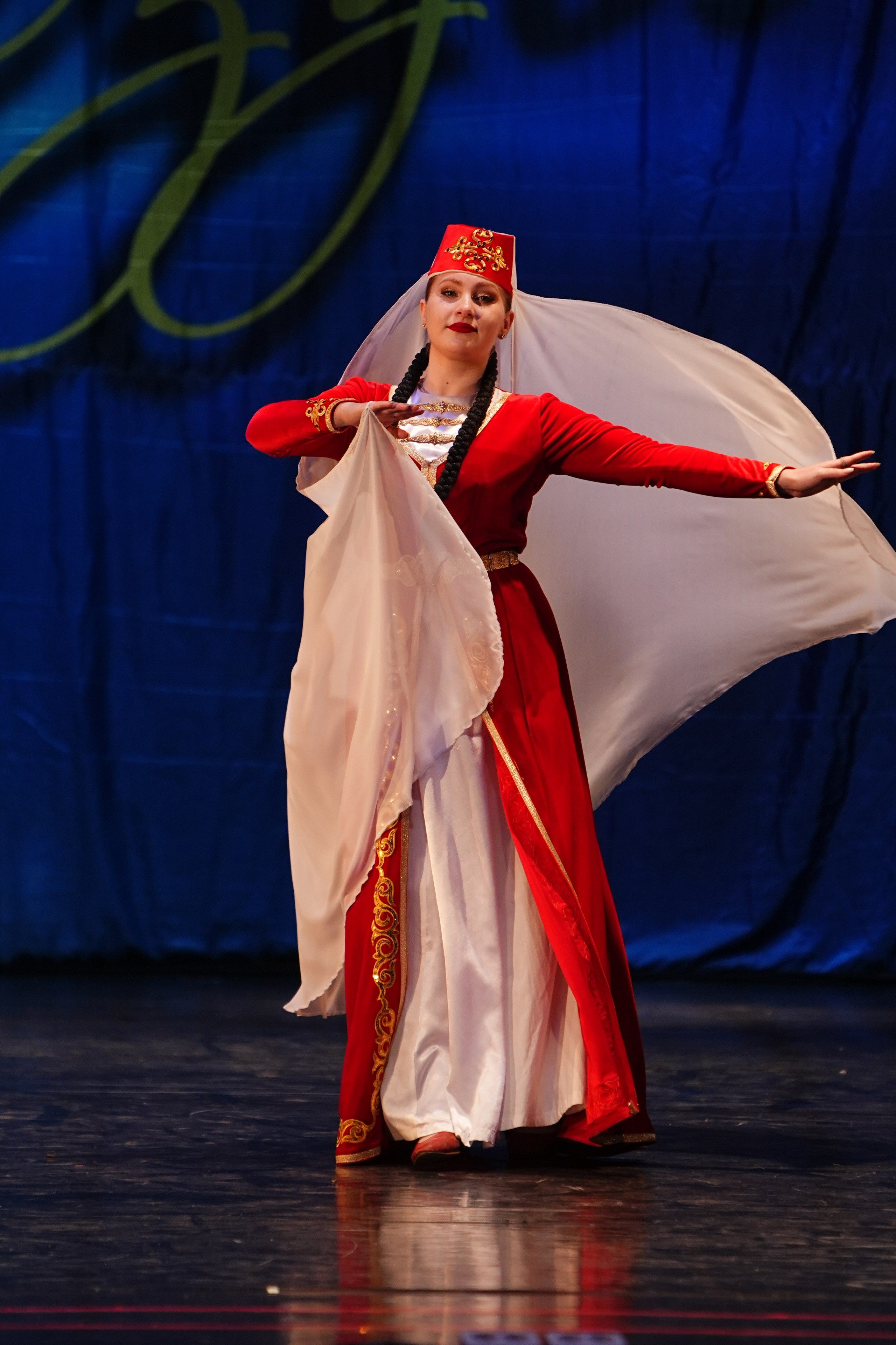 1 июня, г. Великий Новгород. Золотое яблочко