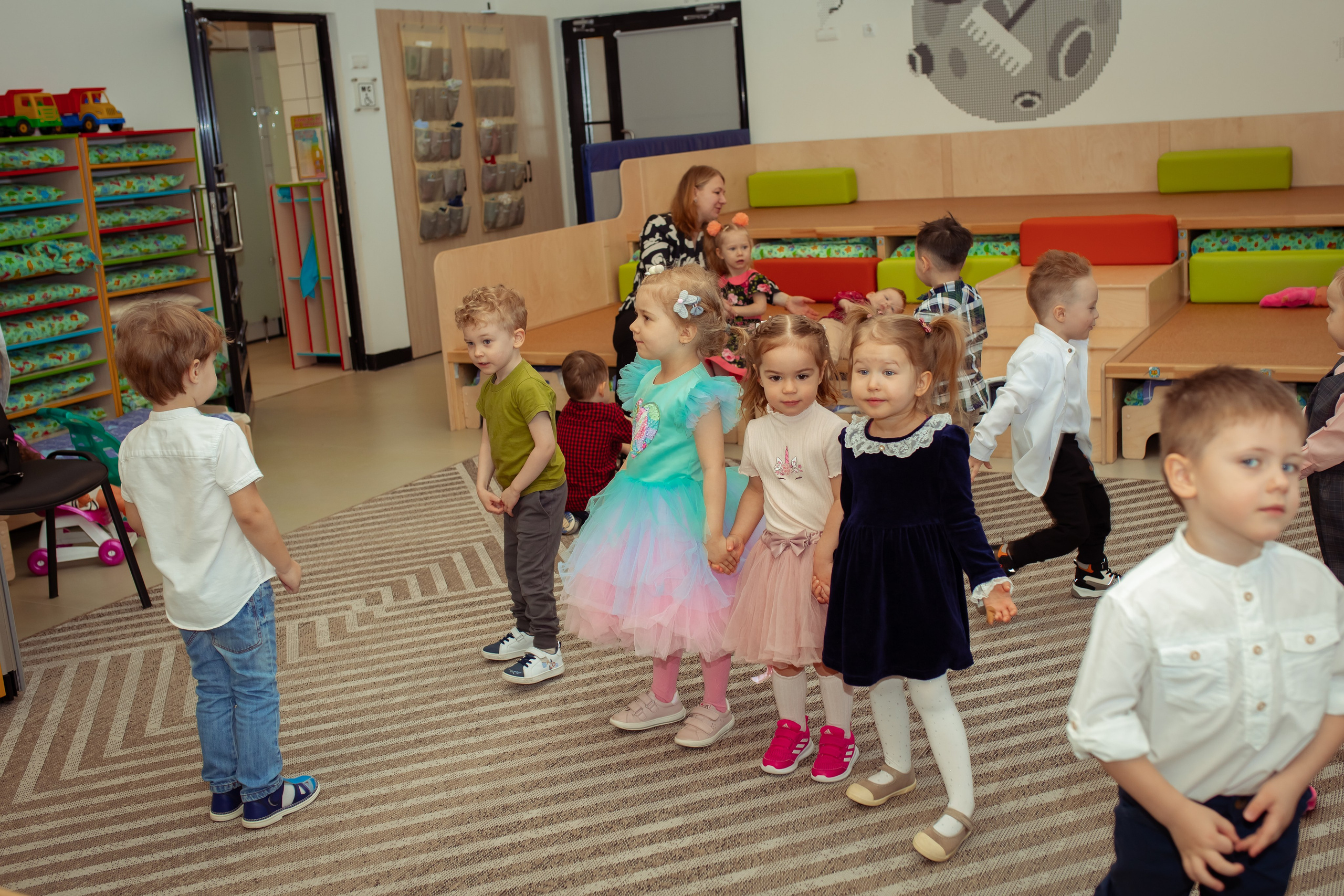 Праздник весны в детском саду. Семейный и детский фотограф в Москве Дорогова Екатерина