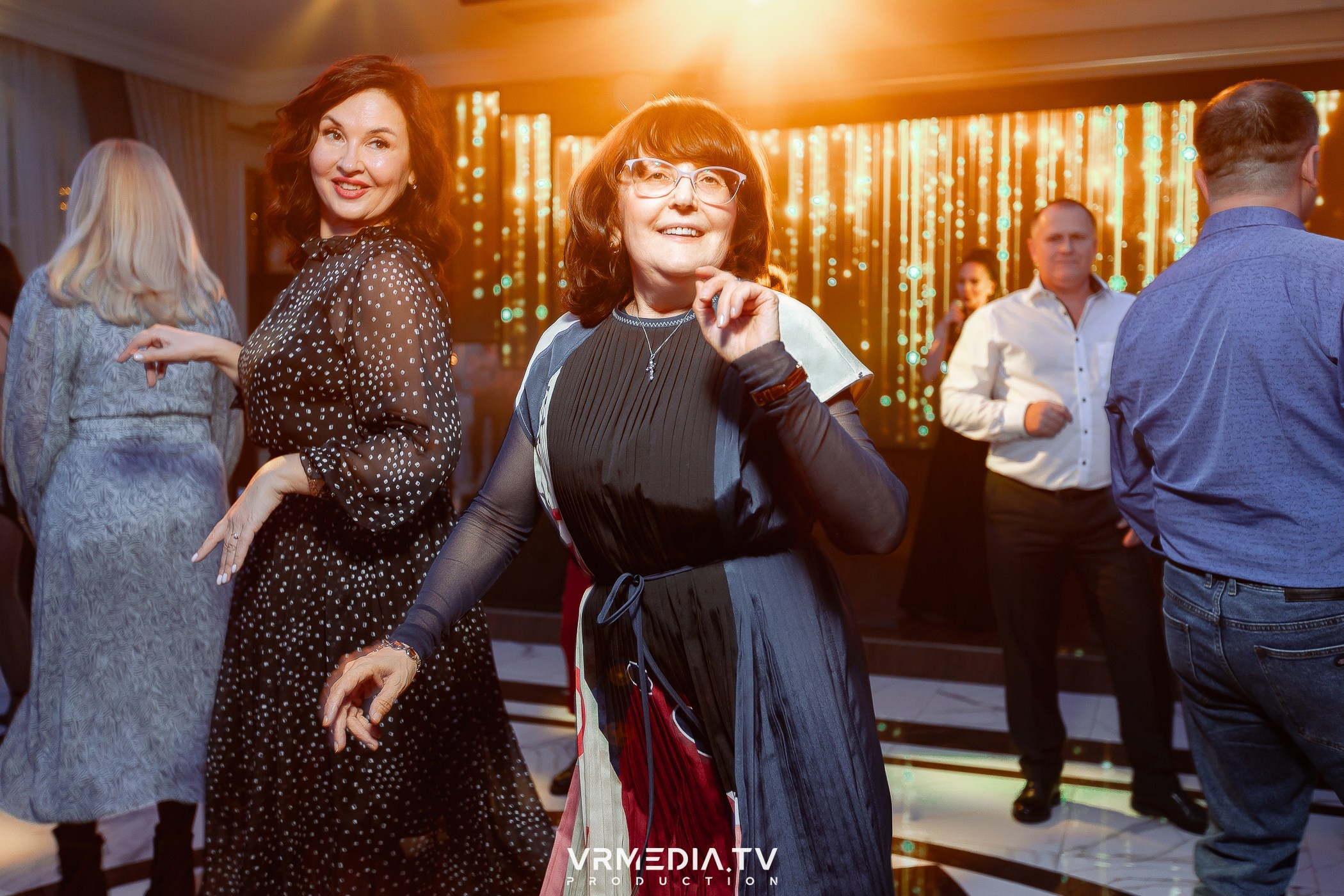 Новогодний вечер в ресторане «Лазурный Берег»