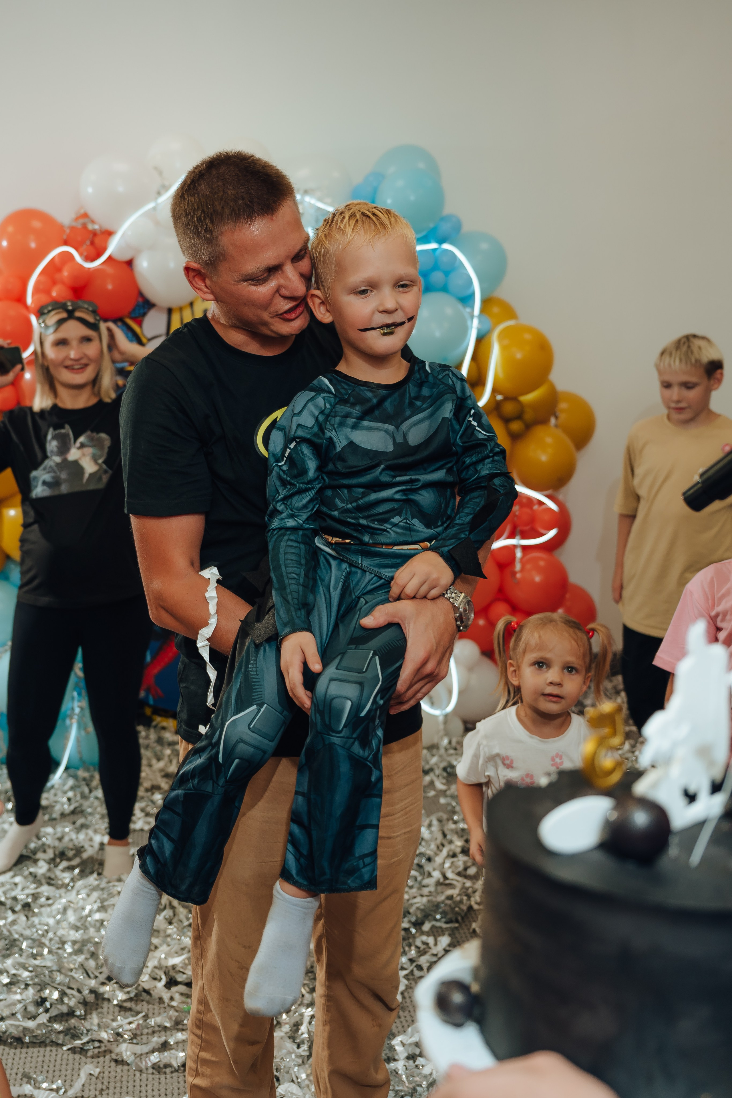 Праздник Льва в Мультифокс. Детский и семейный фотограф Катерина Мишина