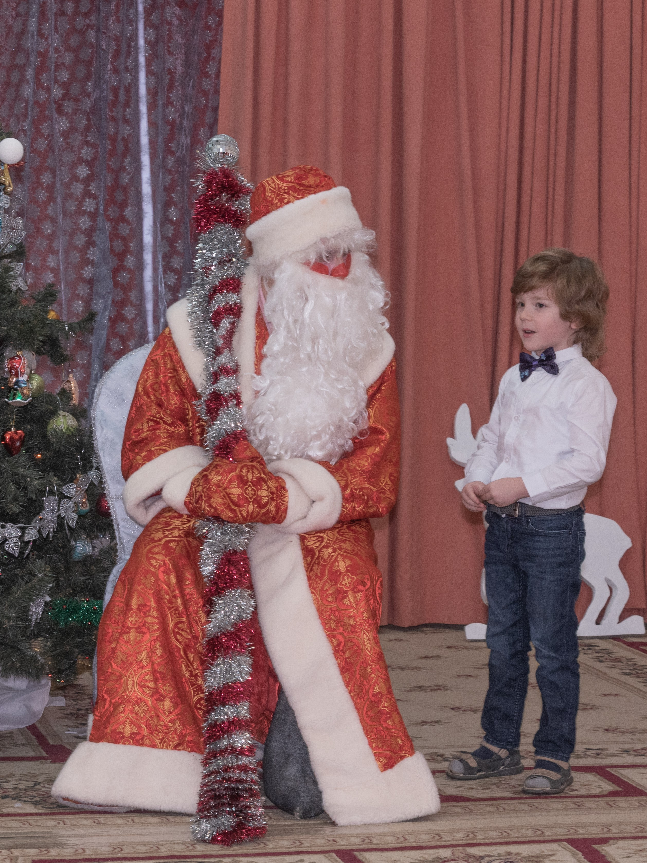 Ёлка в детском саду. Фотограф Евгений Симохин