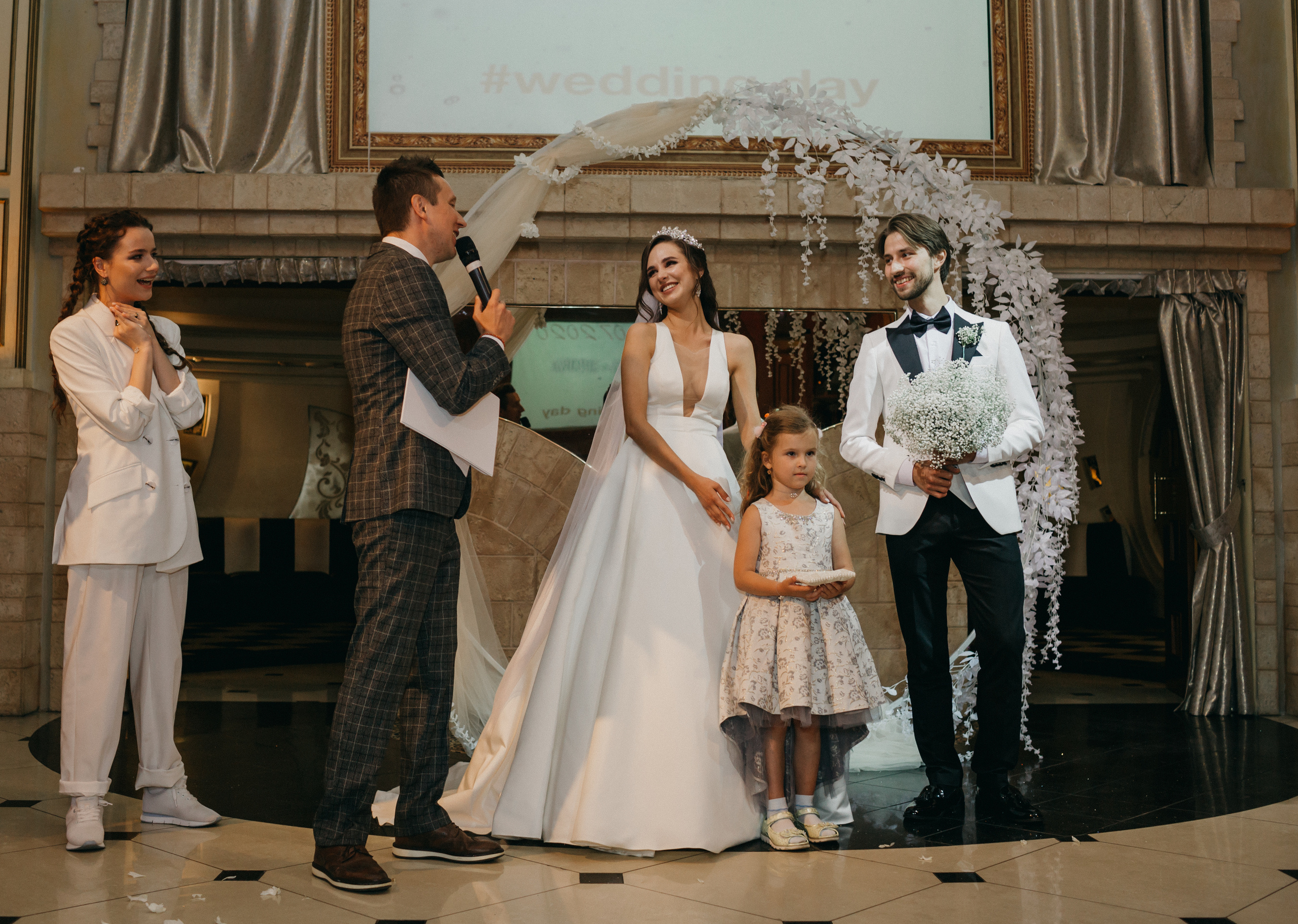 Дима и Эрика. Ведущий на свадьбу в Москве Зубков Алексей