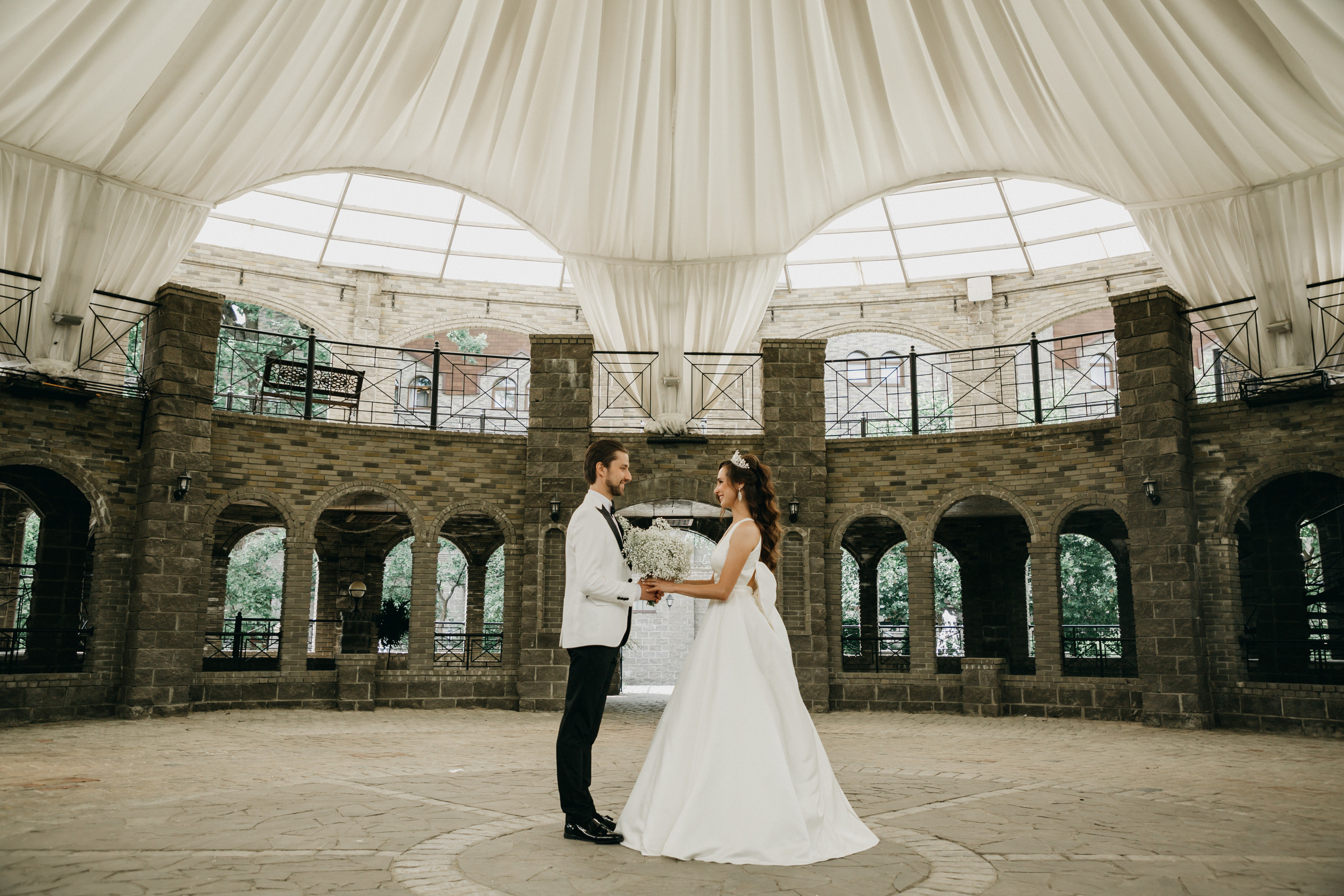 Дима и Эрика. Ведущий на свадьбу в Москве Зубков Алексей