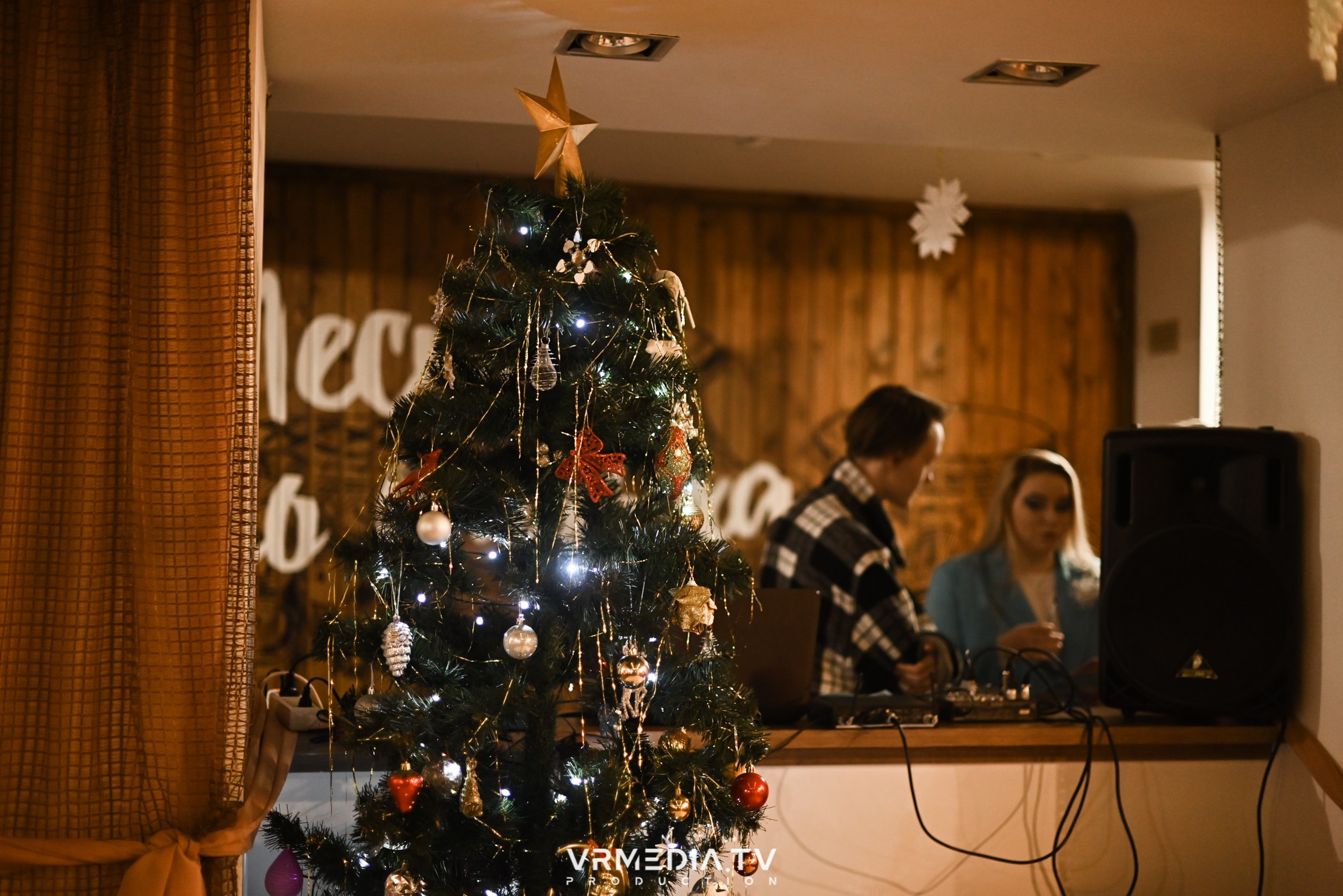 Новогодний вечер в кафе «кАмпот»