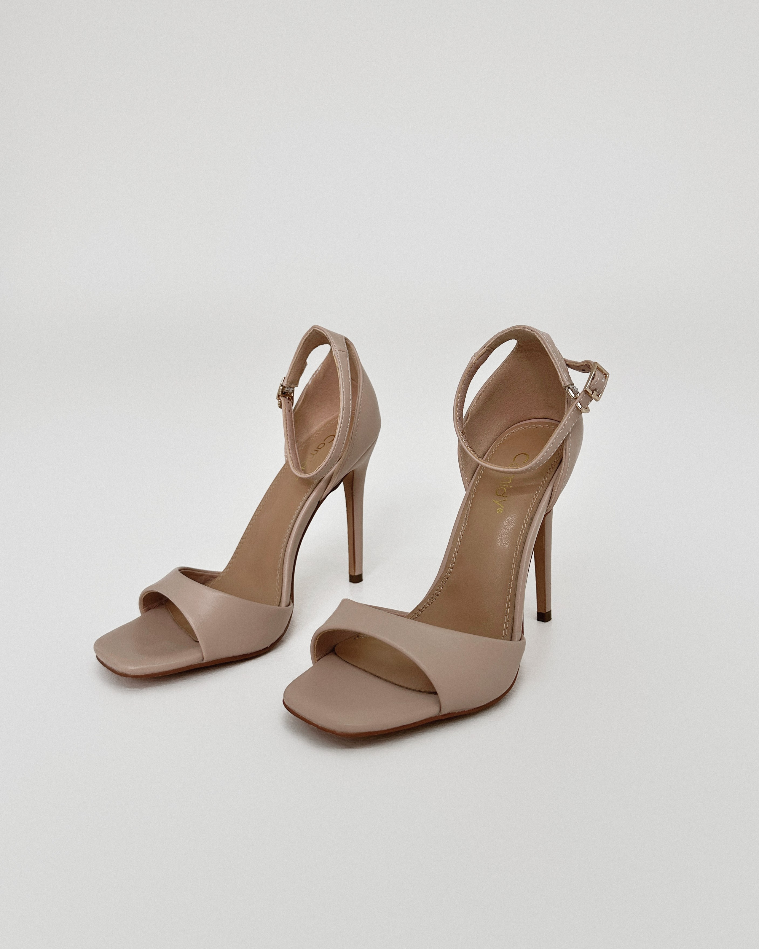 обувь в аренду Донецк босоножки