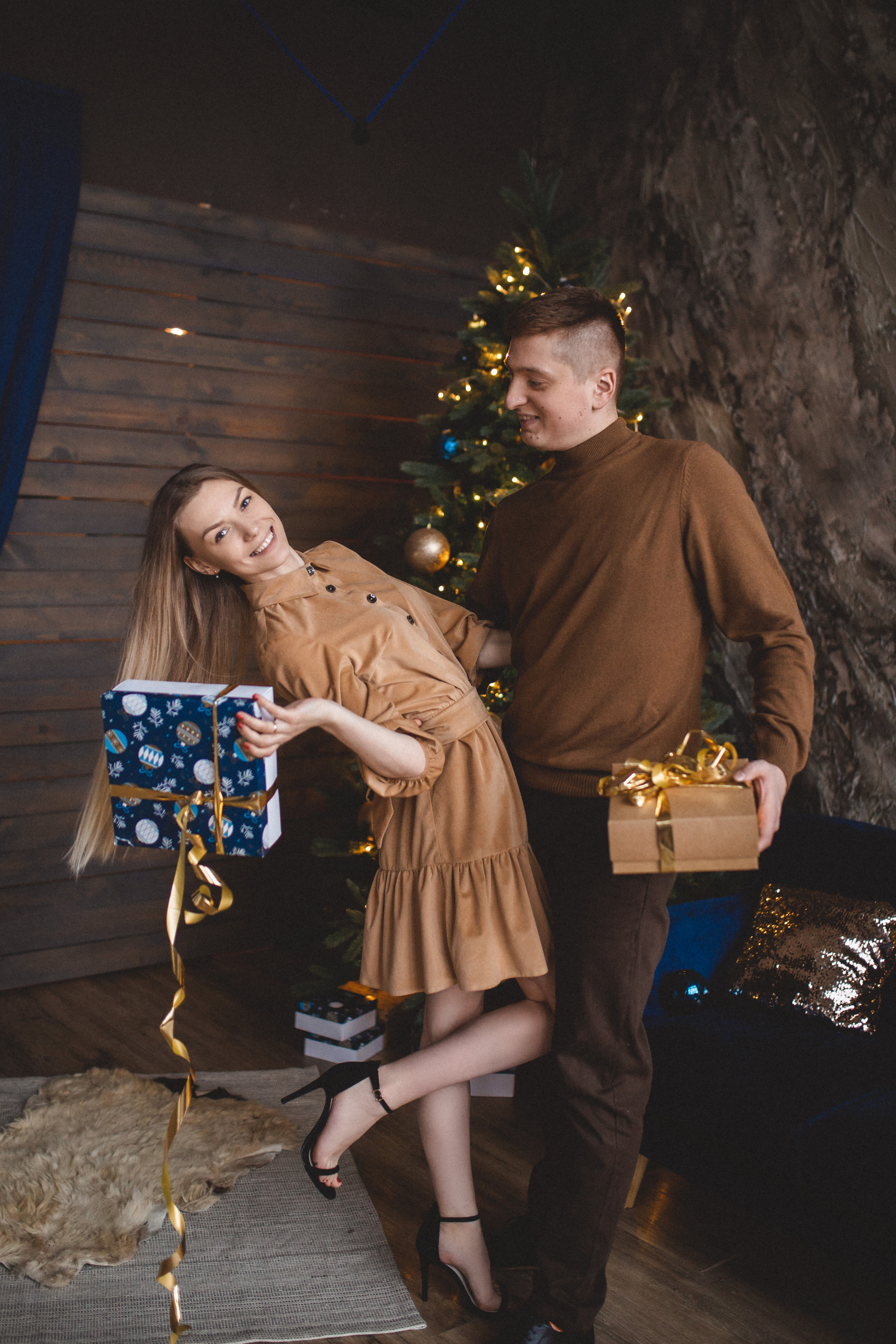 Новогодние Диана, Илья и Марк. Фотограф в Минске — Юлия Деяк. Фотосессии в Минске