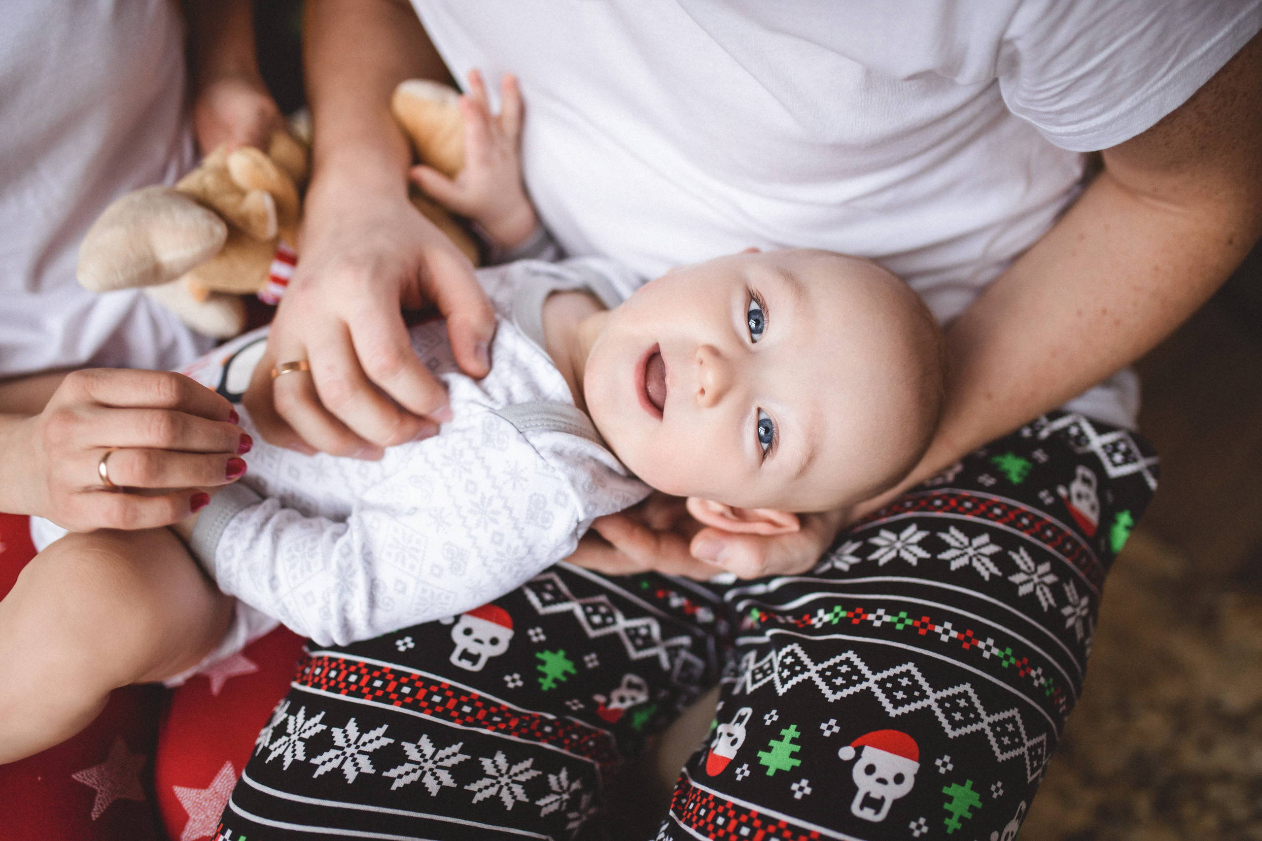 Новогодние Диана, Илья и Марк. Фотограф в Минске — Юлия Деяк. Фотосессии в Минске