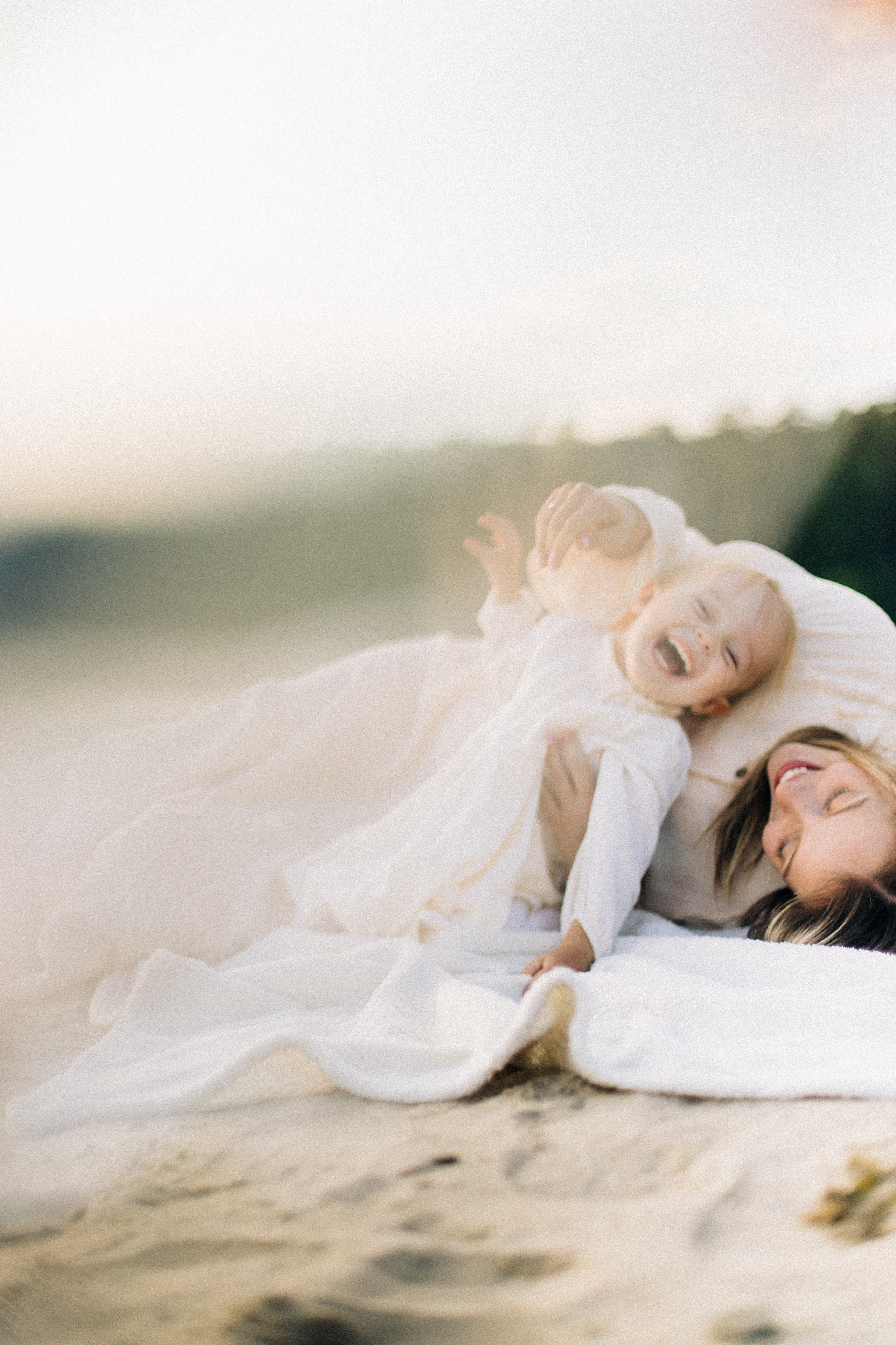 На берегу. Семейный и портретный фотограф в Новосибирске Мария Хлебус