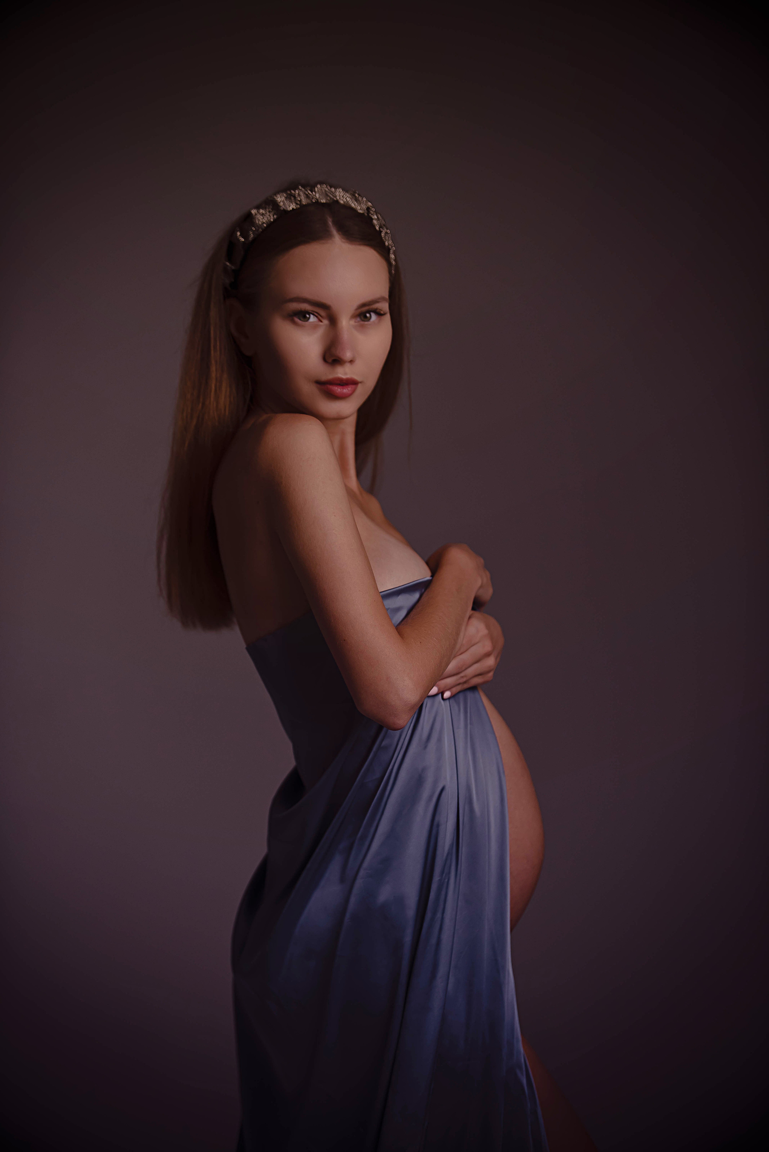 Вика Беременная в тканях. Арт-фотограф Евгений Матвиенко