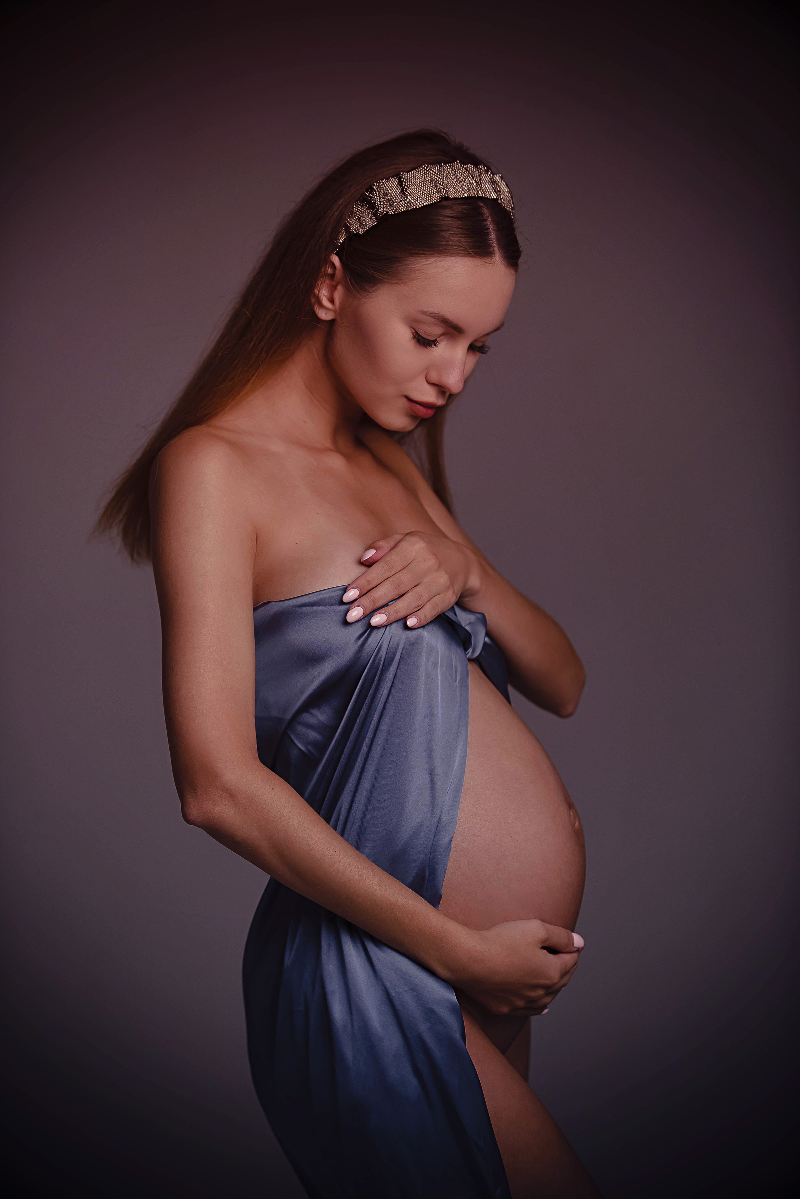 Вика Беременная в тканях. Арт-фотограф Евгений Матвиенко