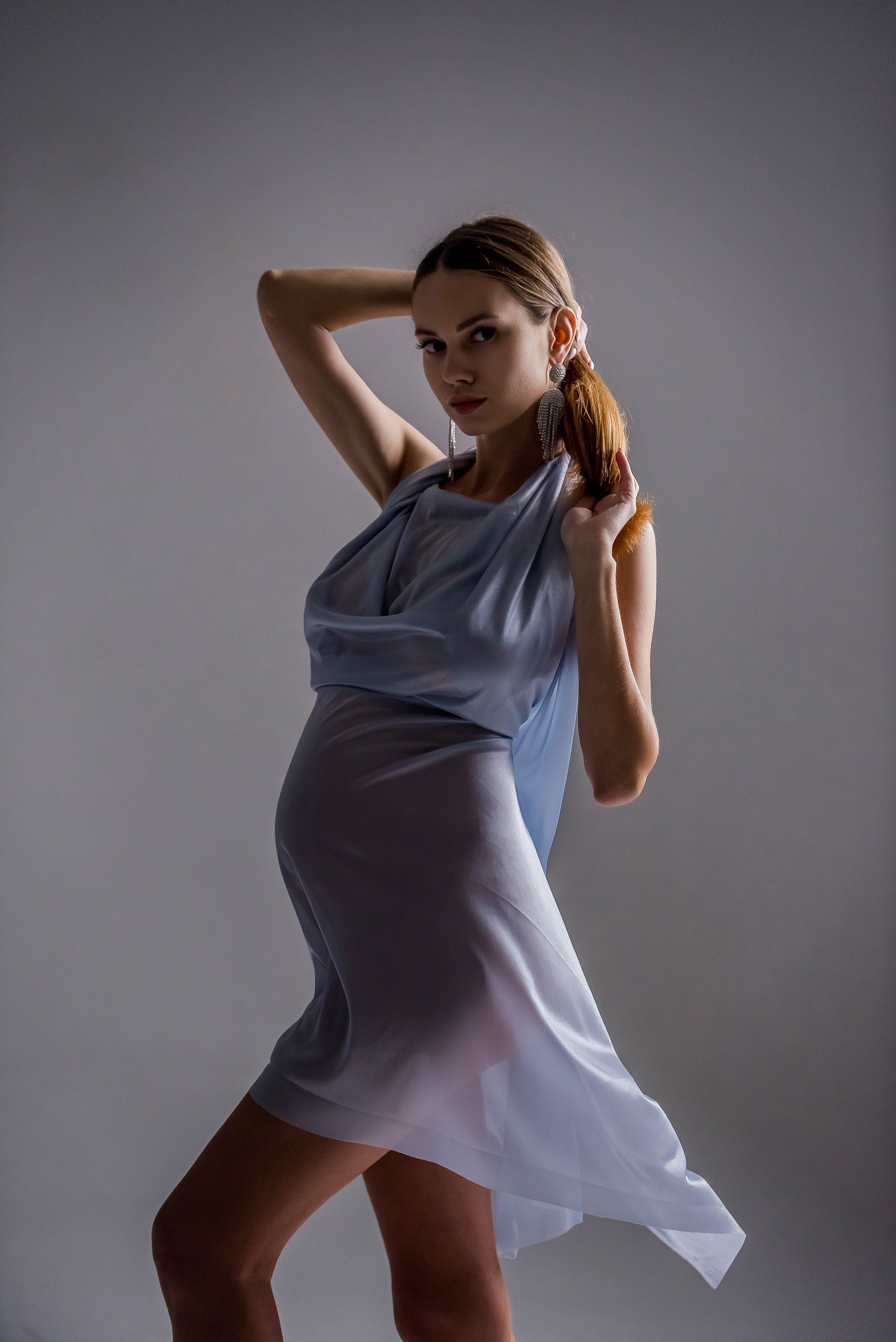 Вика Беременная в тканях. Арт-фотограф Евгений Матвиенко