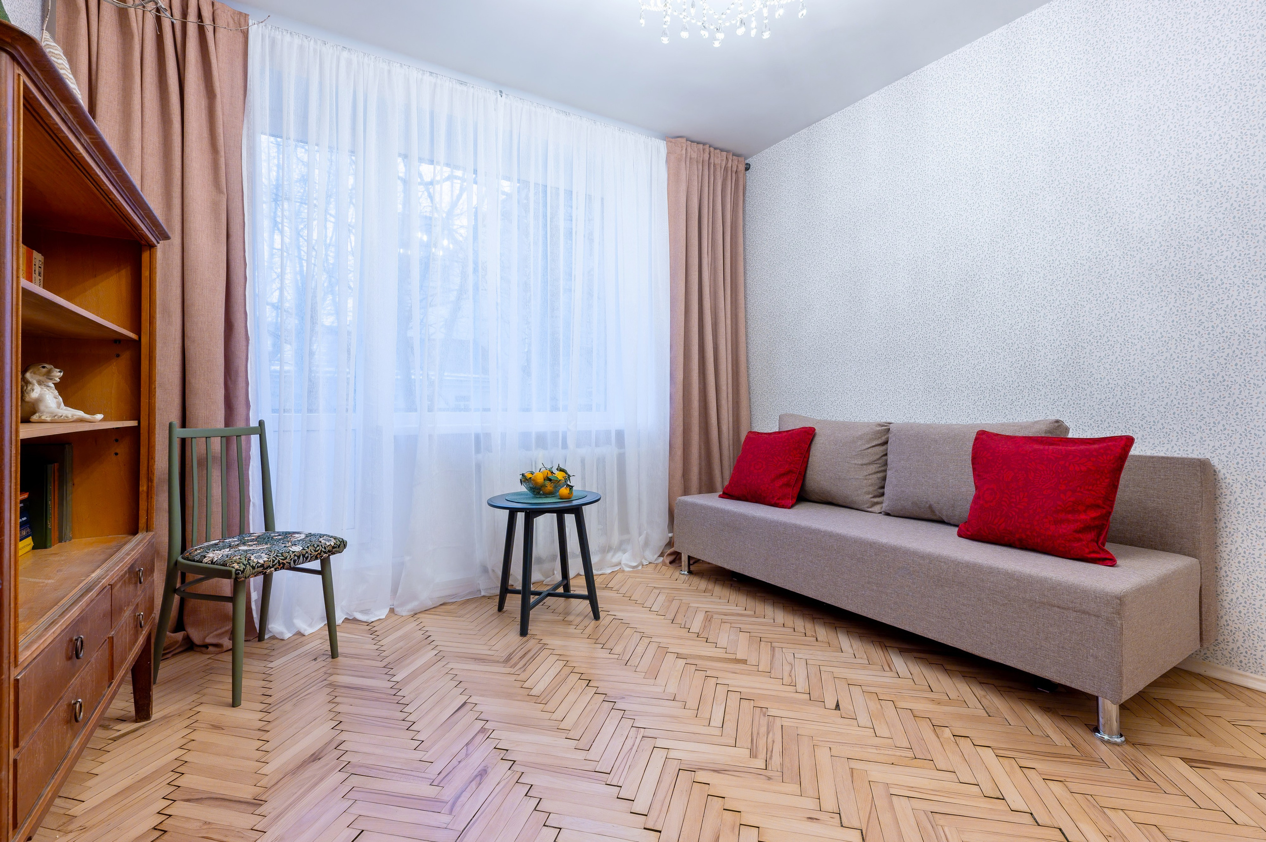 Квартира для суточной аренды на Казанской улице. Интерьерный фотограф. Фото- видеосъемка недвижимости Санкт-Петербург