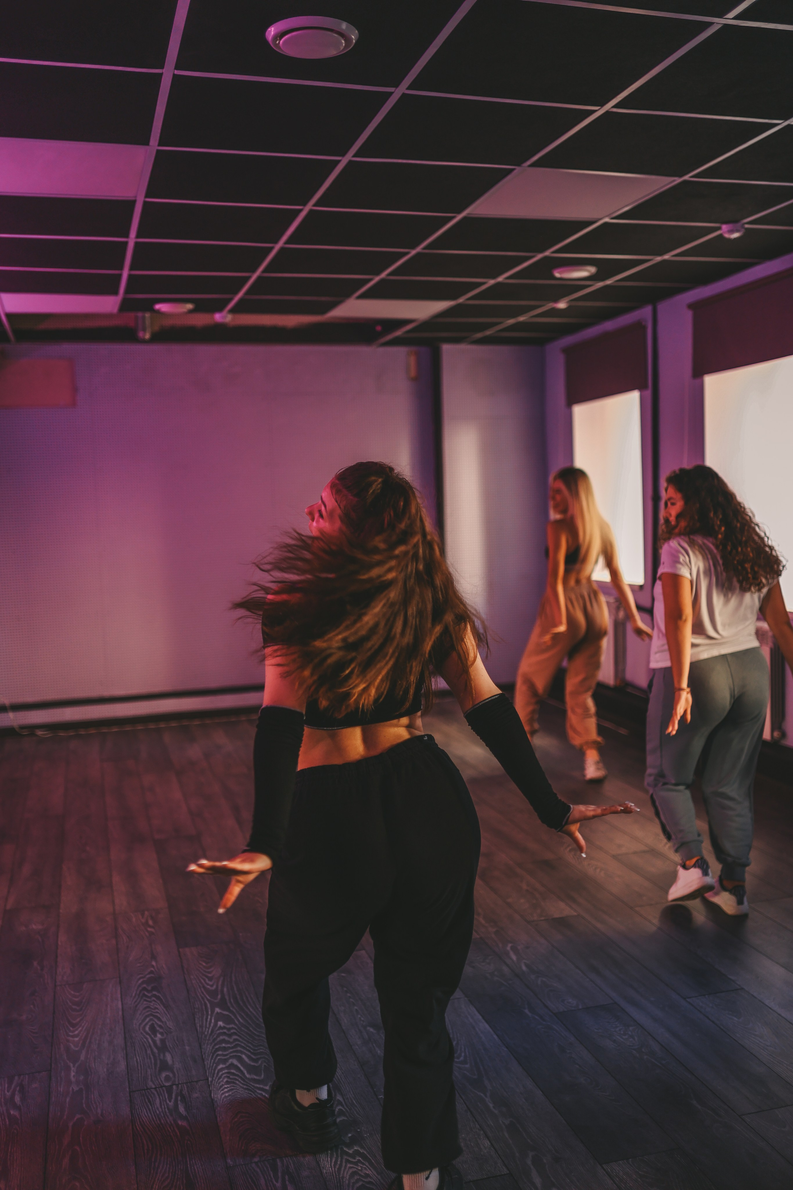 Студия растяжки «Rassvet». Мария Добычина — профессиональный фотограф Крыма, Ялты и Севастополя