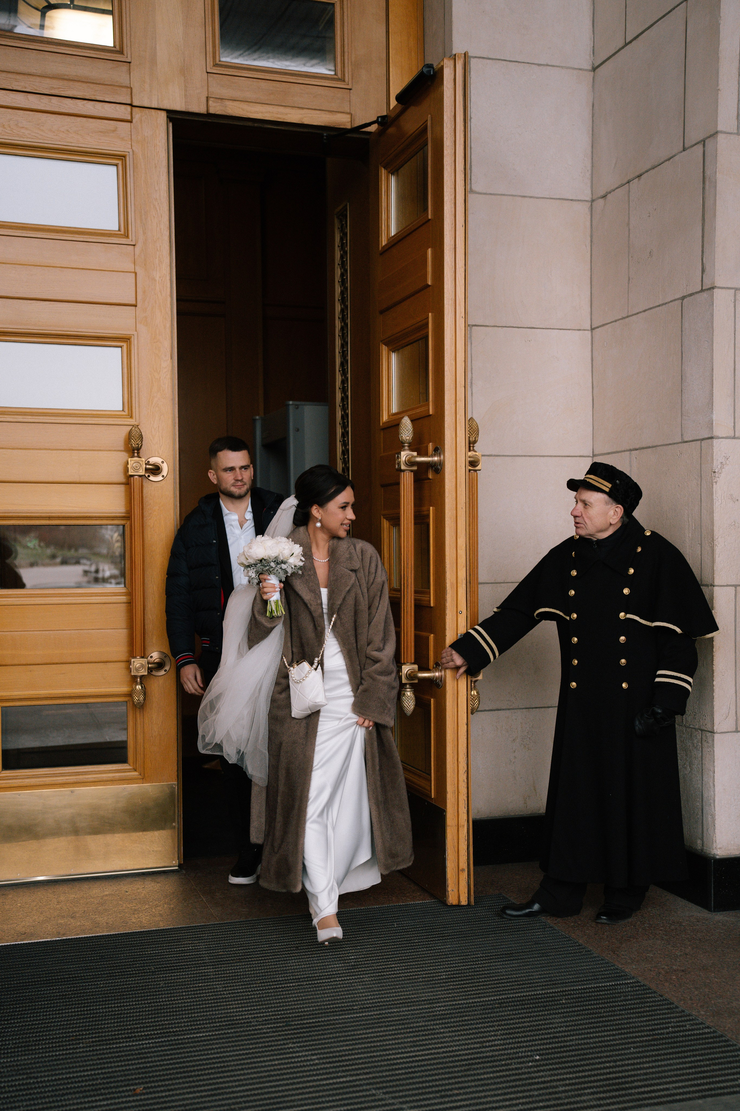 Свадебная фотосессия в отеле Plaza Garden Moscow WTC