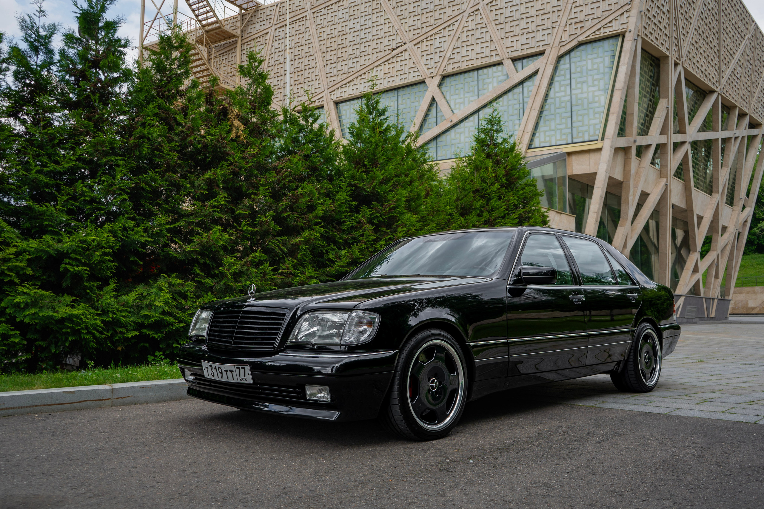 Mercedes W140. Автомобильный фотограф Ногинск Денис Городок