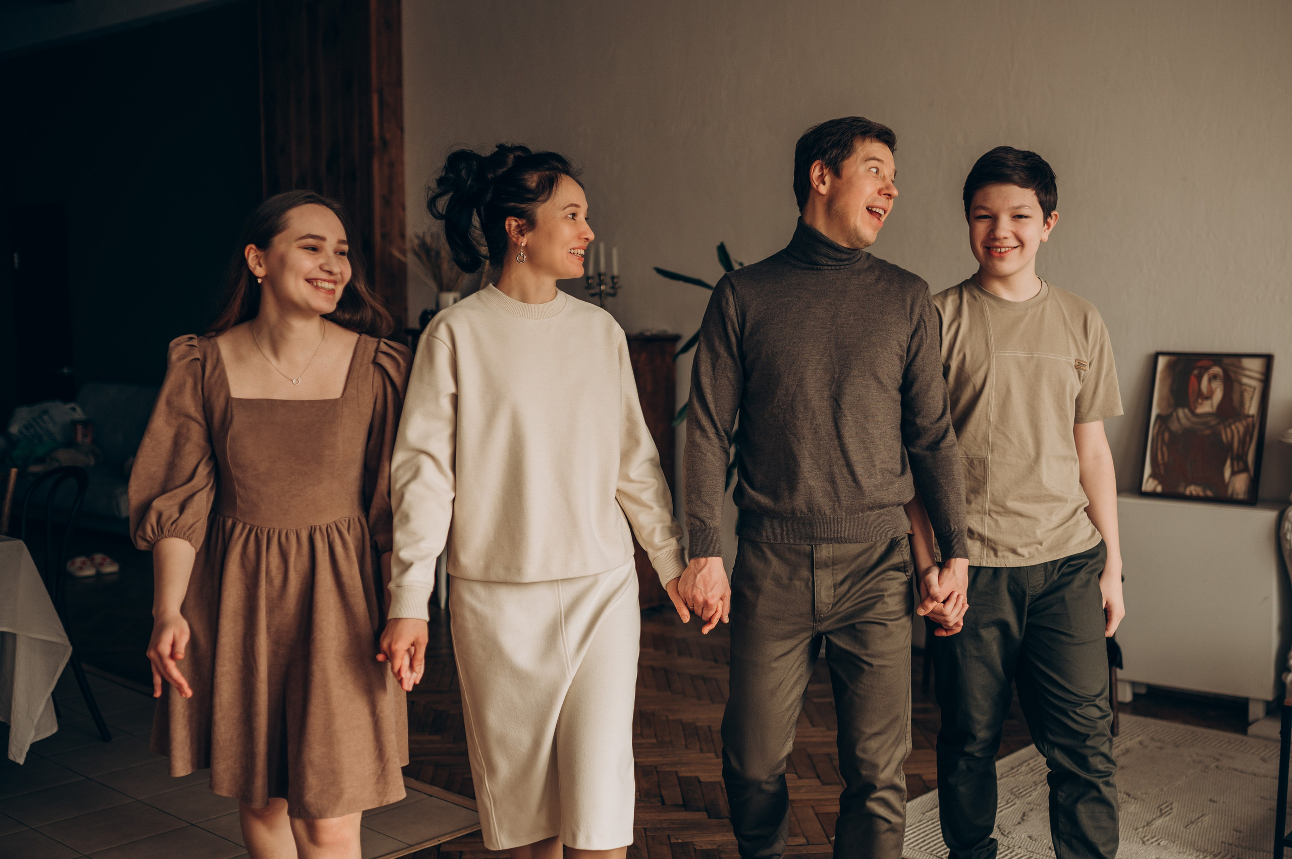 Уютная семейная съёмка в студии. Семейный фотограф в Домодедово и Москве Елена Пичугина