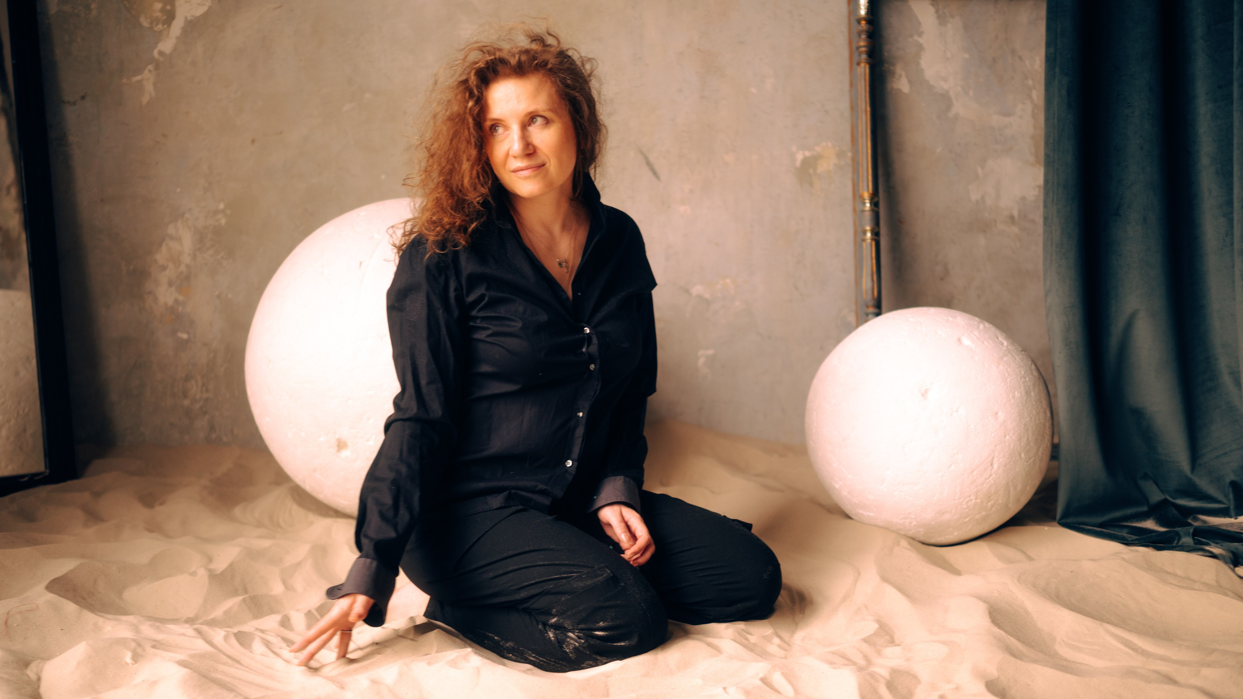 Женская съёмка в студии. Фотоведьма Дарья Нечинская