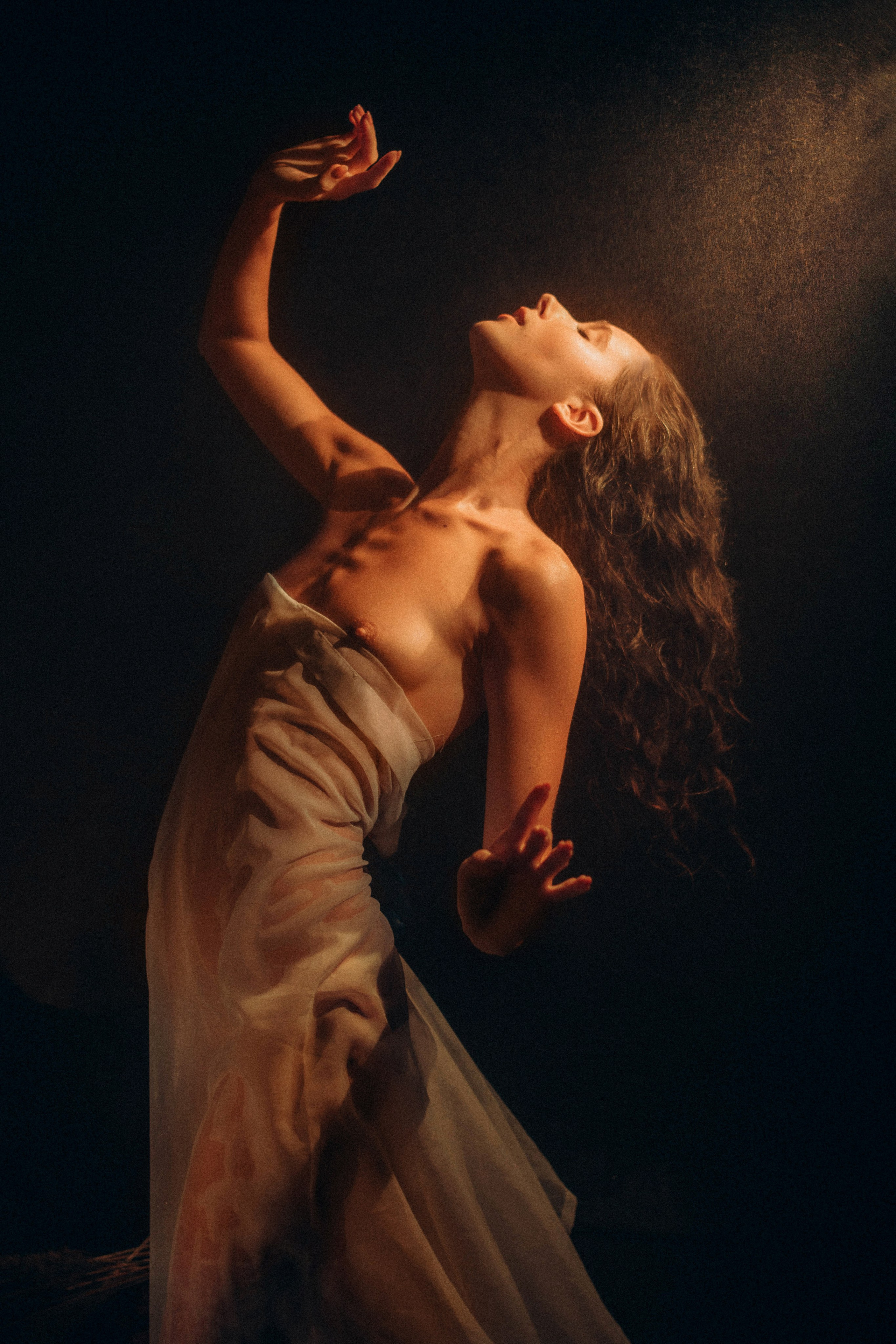 (18+) Обнажённая натура. Создадим шедевр? Виталина и её фотоискусство