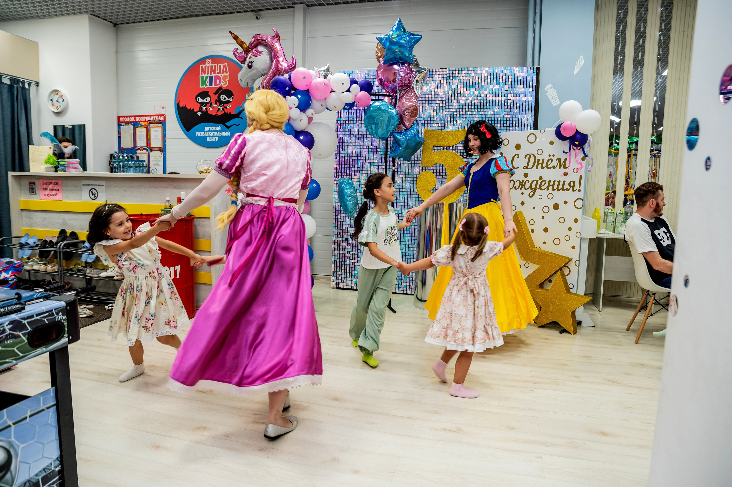 Игротека Ниндзя Кидс. Я Ольга Казанцева, фотографирую снимаю ваши киноистории и печатаю фото и цифровые портреты на холсте