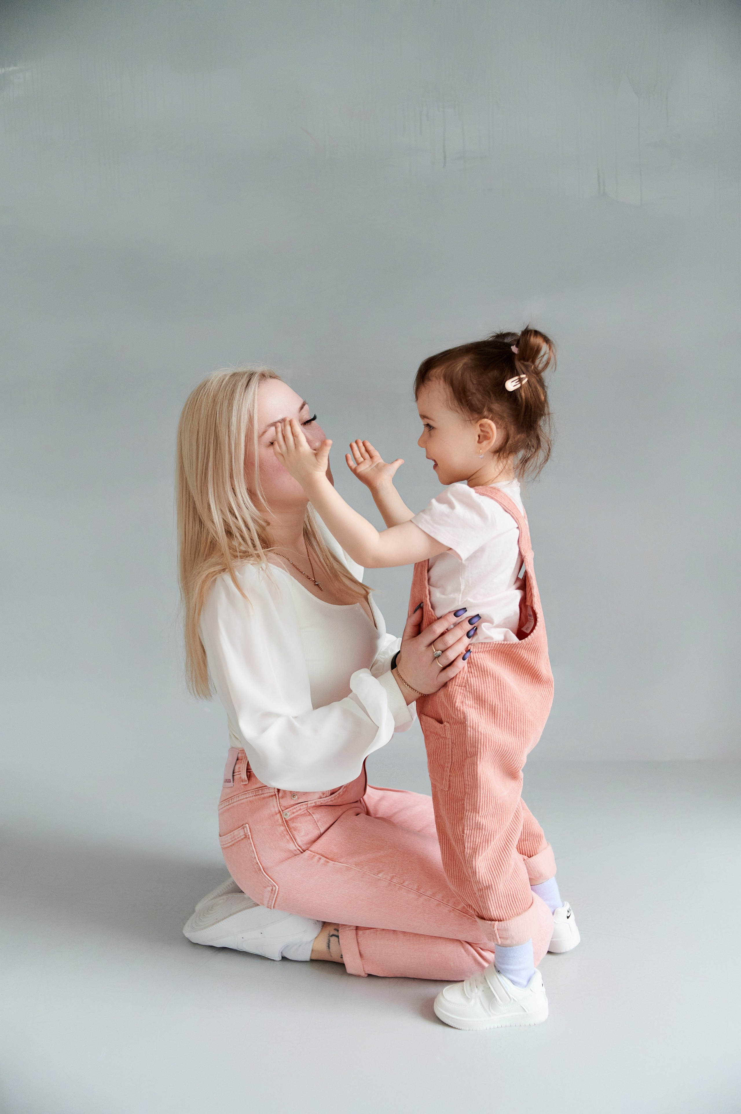В студии. Семейный и детский фотограф в г. Ногинске Ангелина Хасанова