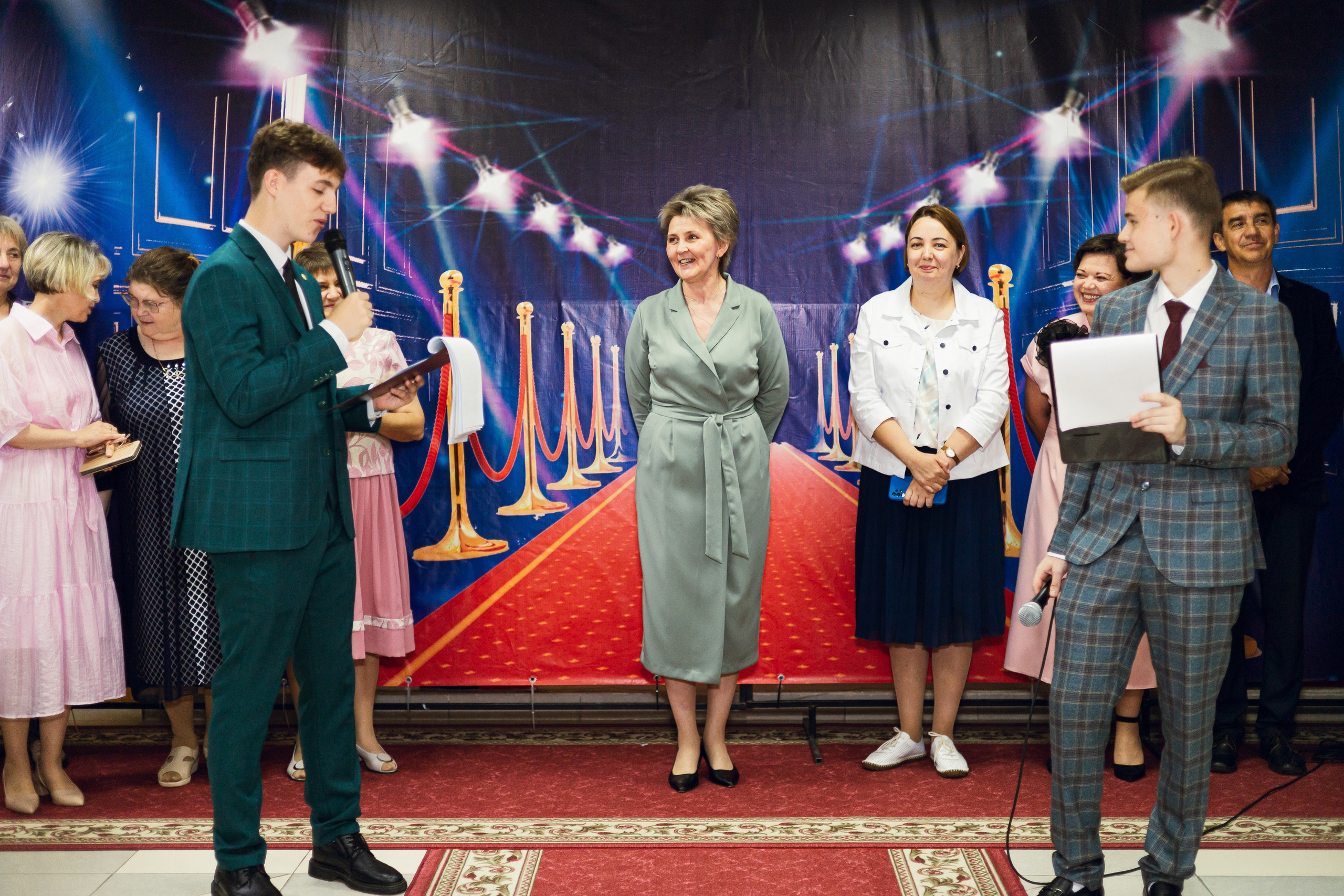 3 школа. Фотограф и видеограф в Бугульме Аня Трутнева