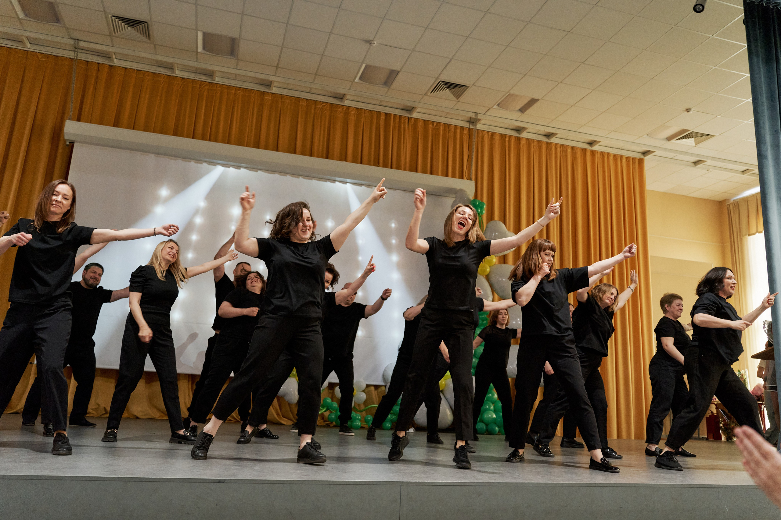 ПОСЛЕДНИЙ ЗВОНОК 2024. Свадебный фотограф в Москве и Подмосковье Виктор Одинцов