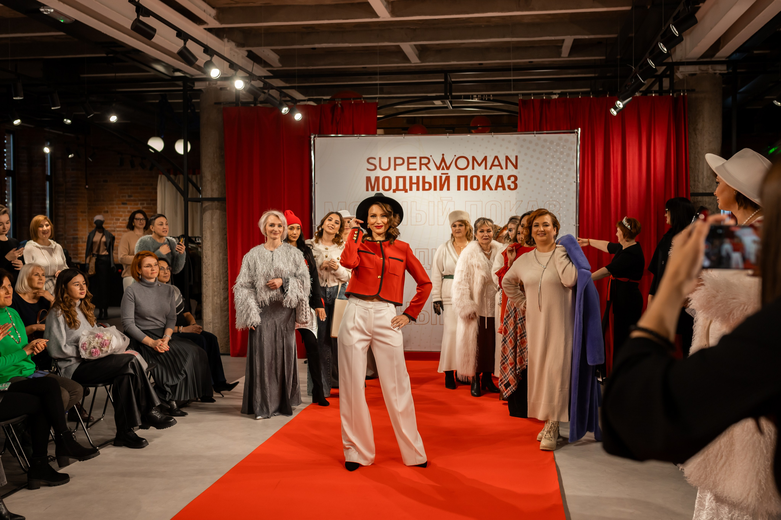 Показ проекта Super woman. Марина Шаймухаметова. Фотограф в Уфе