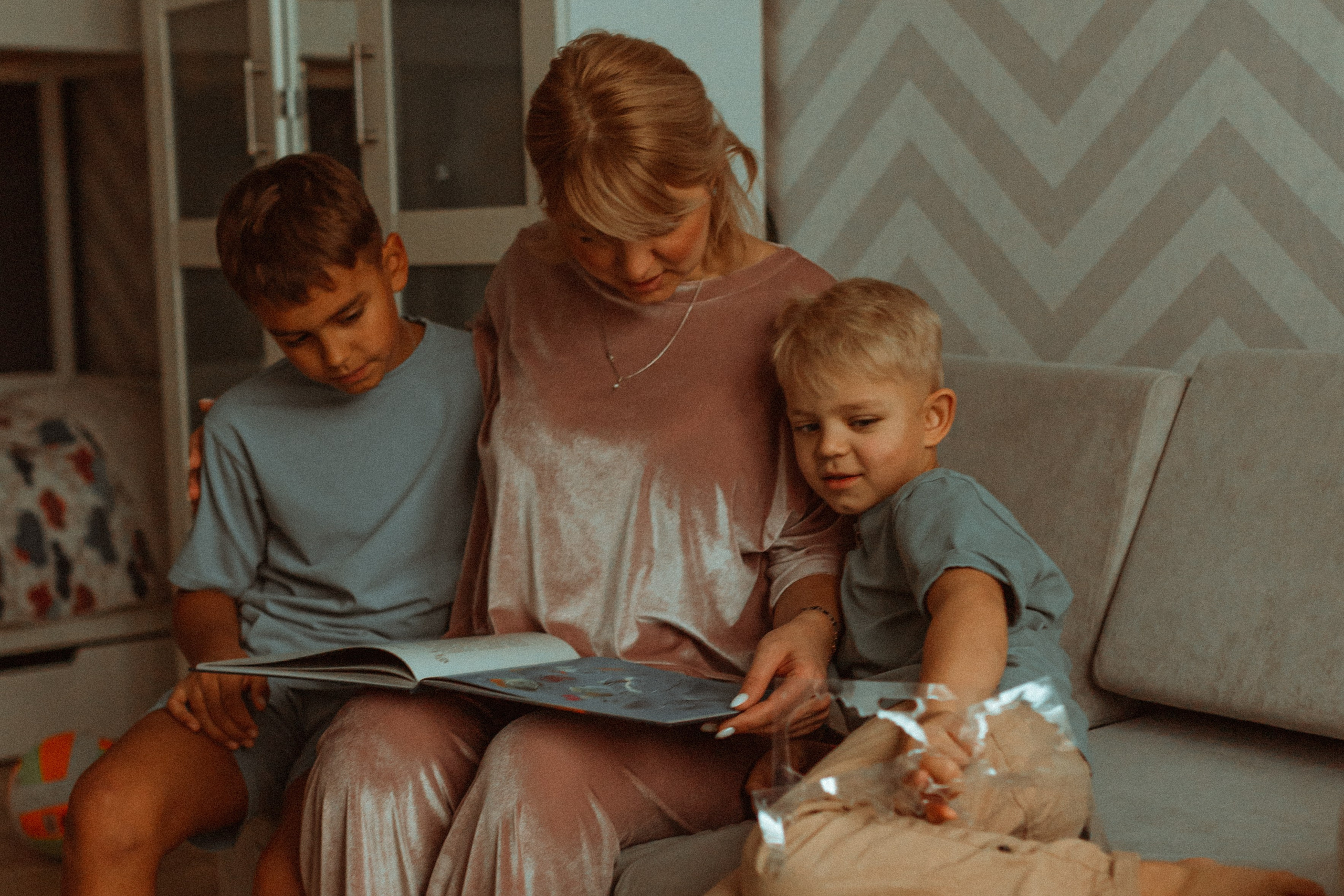 Лена, Богдан и Владимир. Семейный фотограф lifestyle в Новосибирске Елена Шпилевая