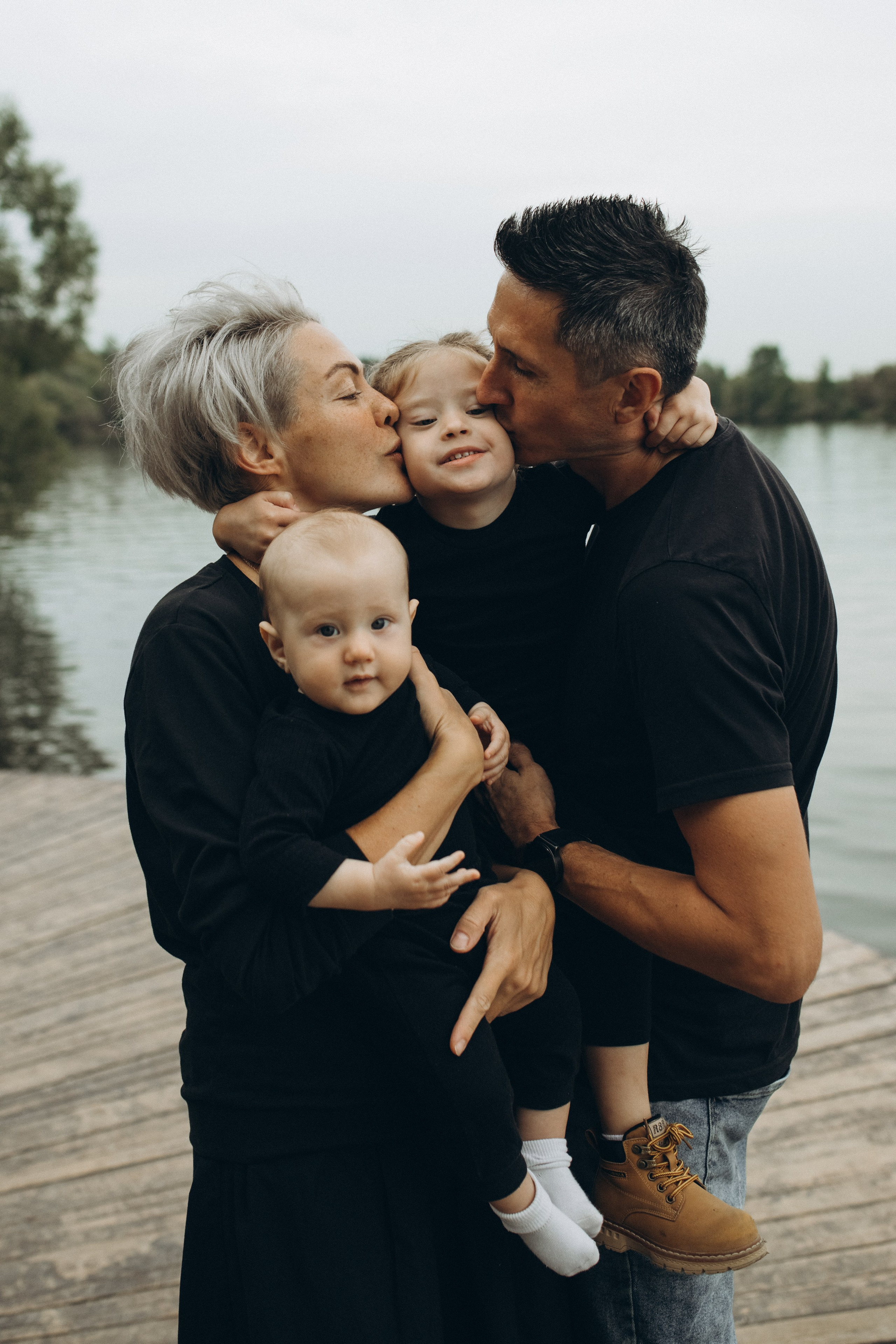 Таня, Ринат, Саша, Марат. Фотограф Людмила Оюн