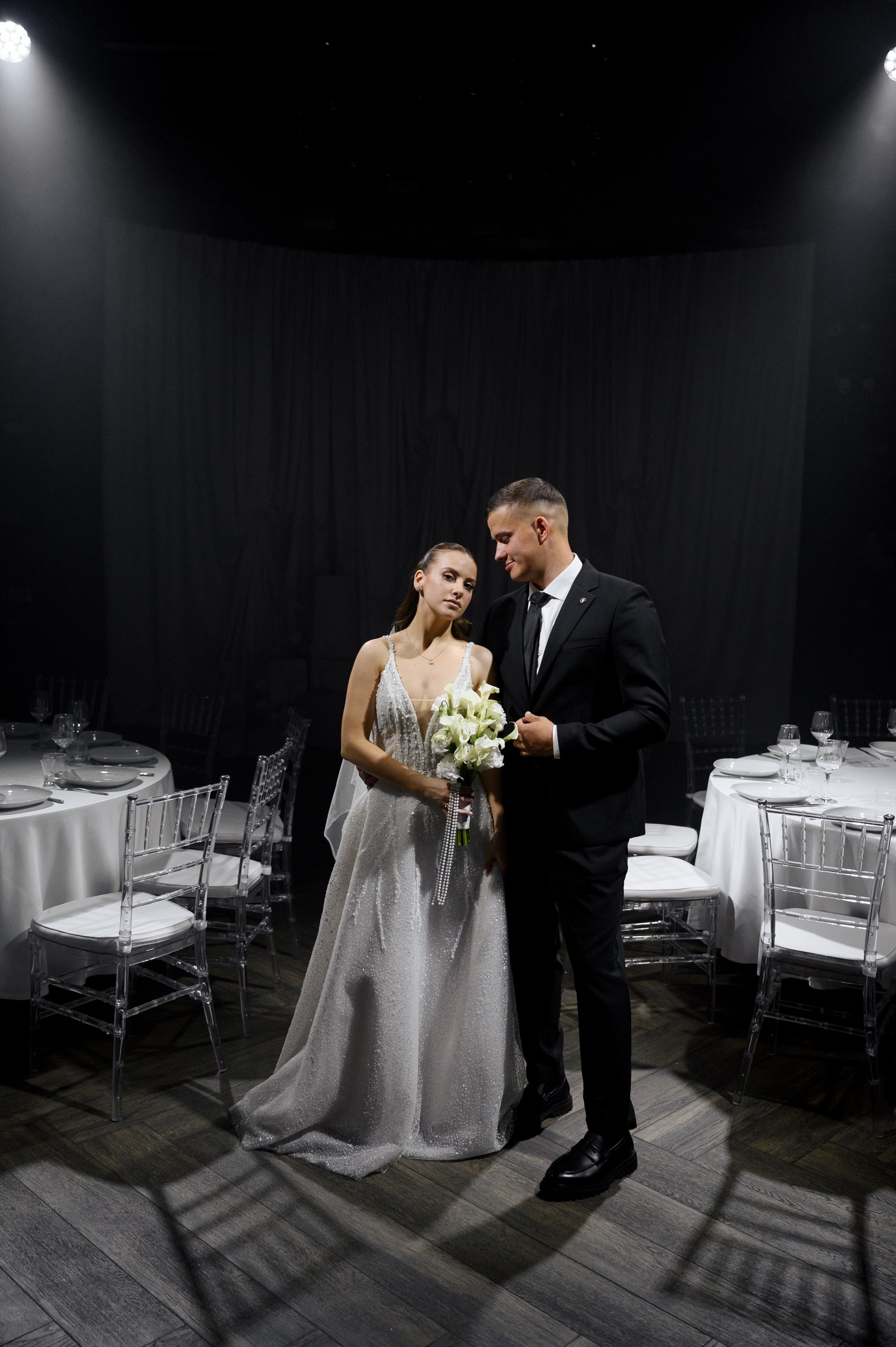 Антон и Виолета. Zhulanovilya