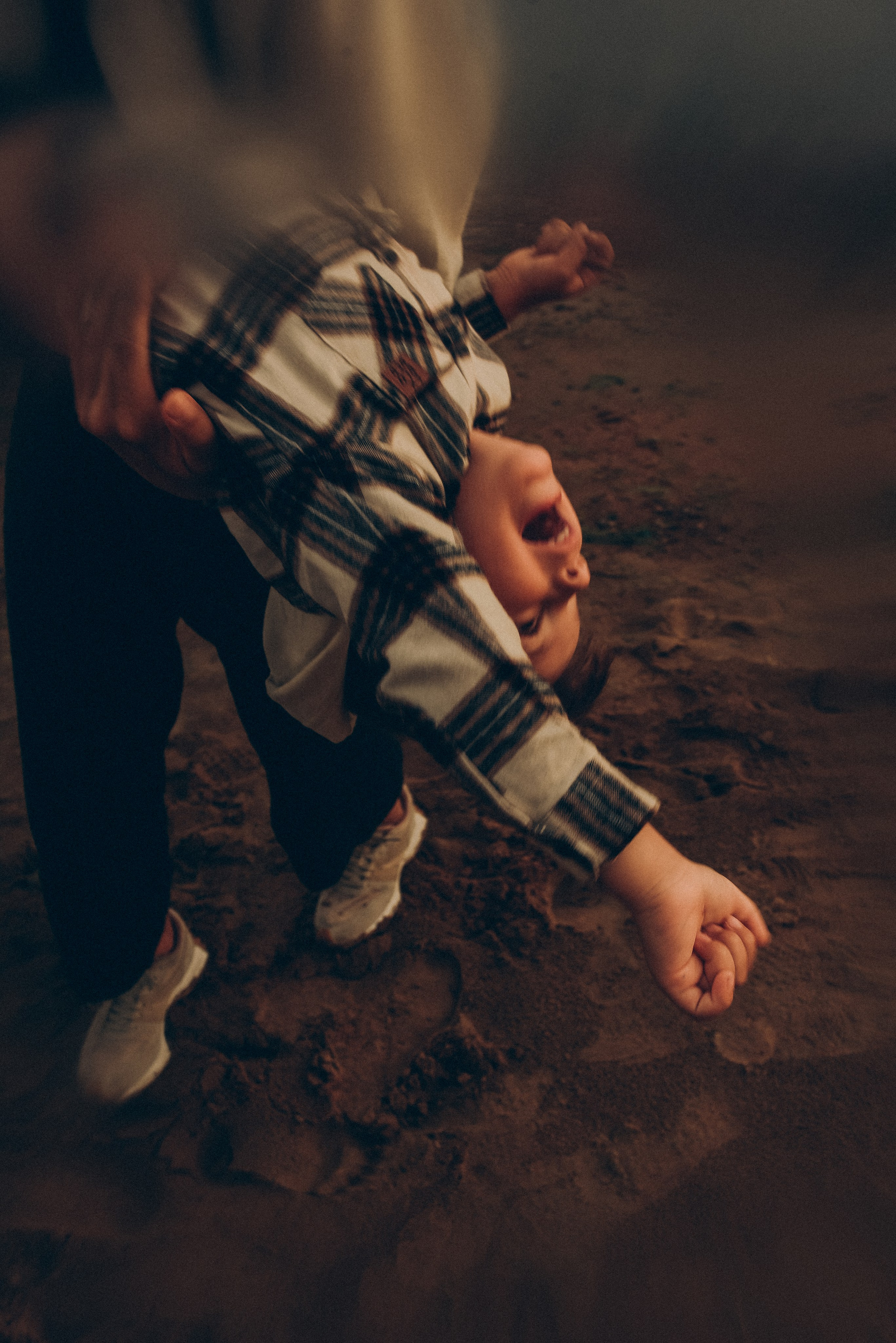 Фотопрогулка мама и сын. Екатерина и Илай. Семейный и свадебный фотограф в Санкт-Петербурге Яна