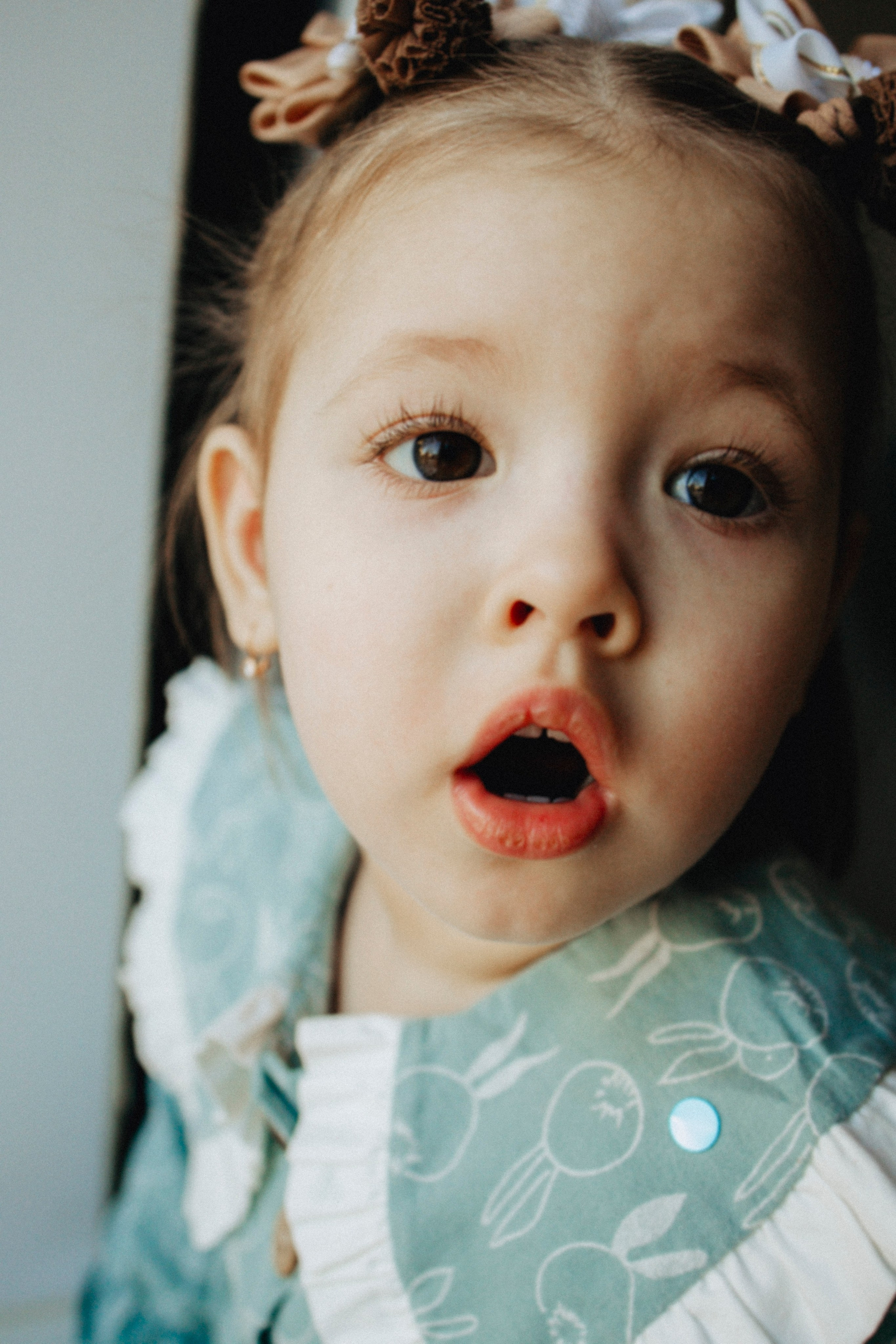 Яркий праздник для Анечки. Lifestyle семейный и детский фотограф в Омске Иванова Екатерина