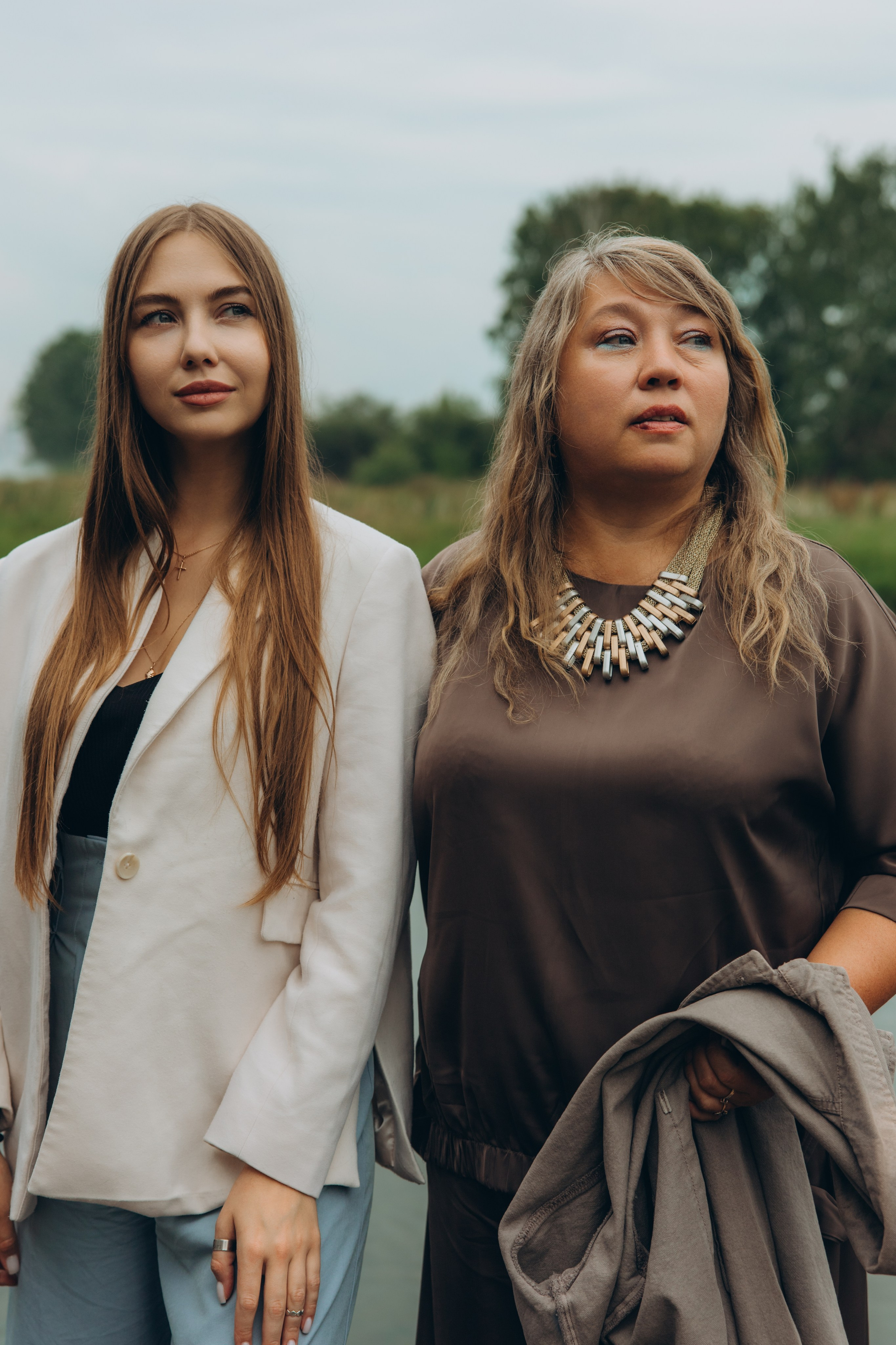 На берегу. Свадебный, семейный фотограф в Иркутске Светлана Макаричева