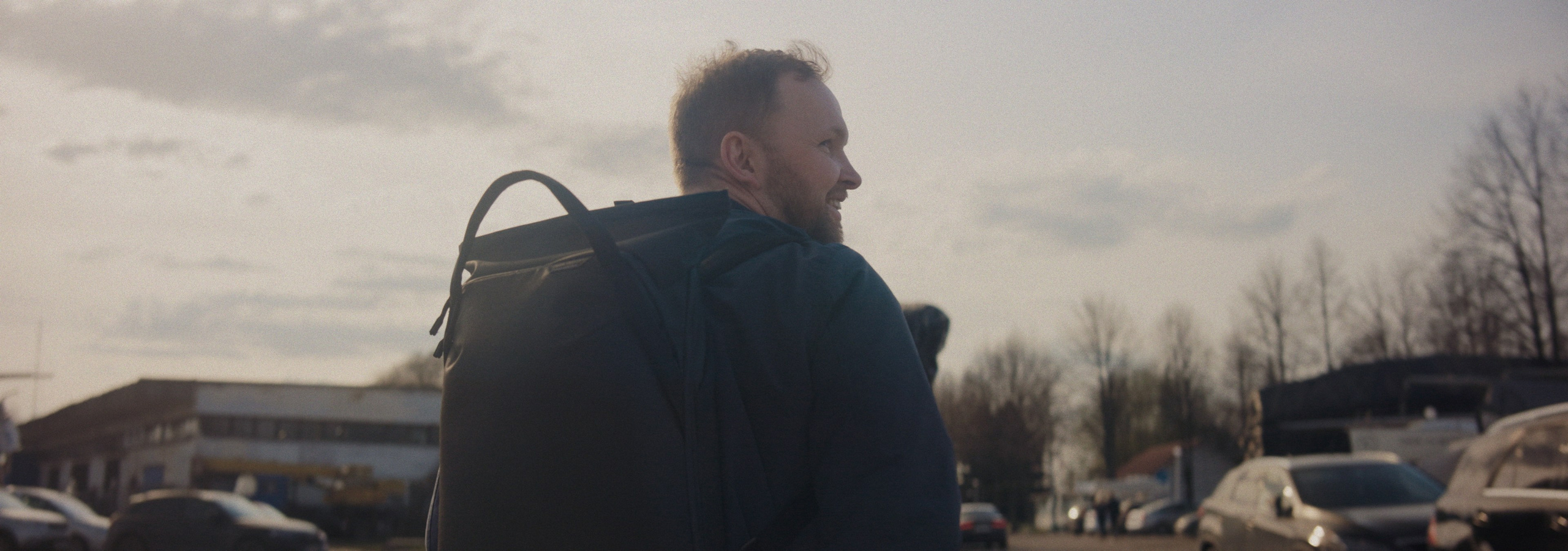 Незнакомцы и улицы на плёнку (YouTube video). Colorist Ivan Serzhanov