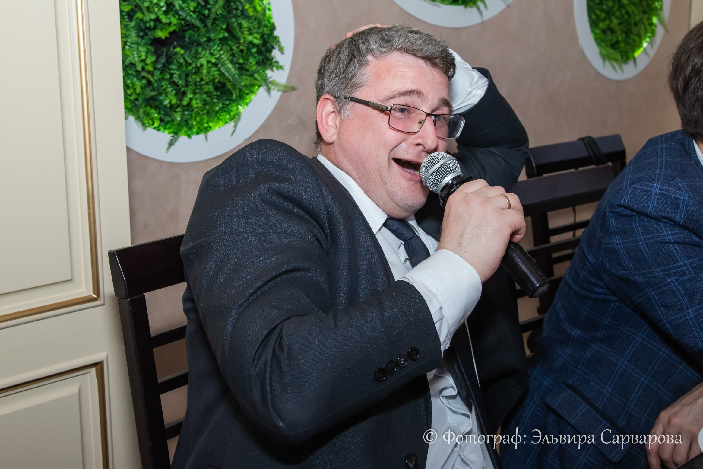 Гангстерская вечеринка в стиле 1920-х. Репортажный Фотограф