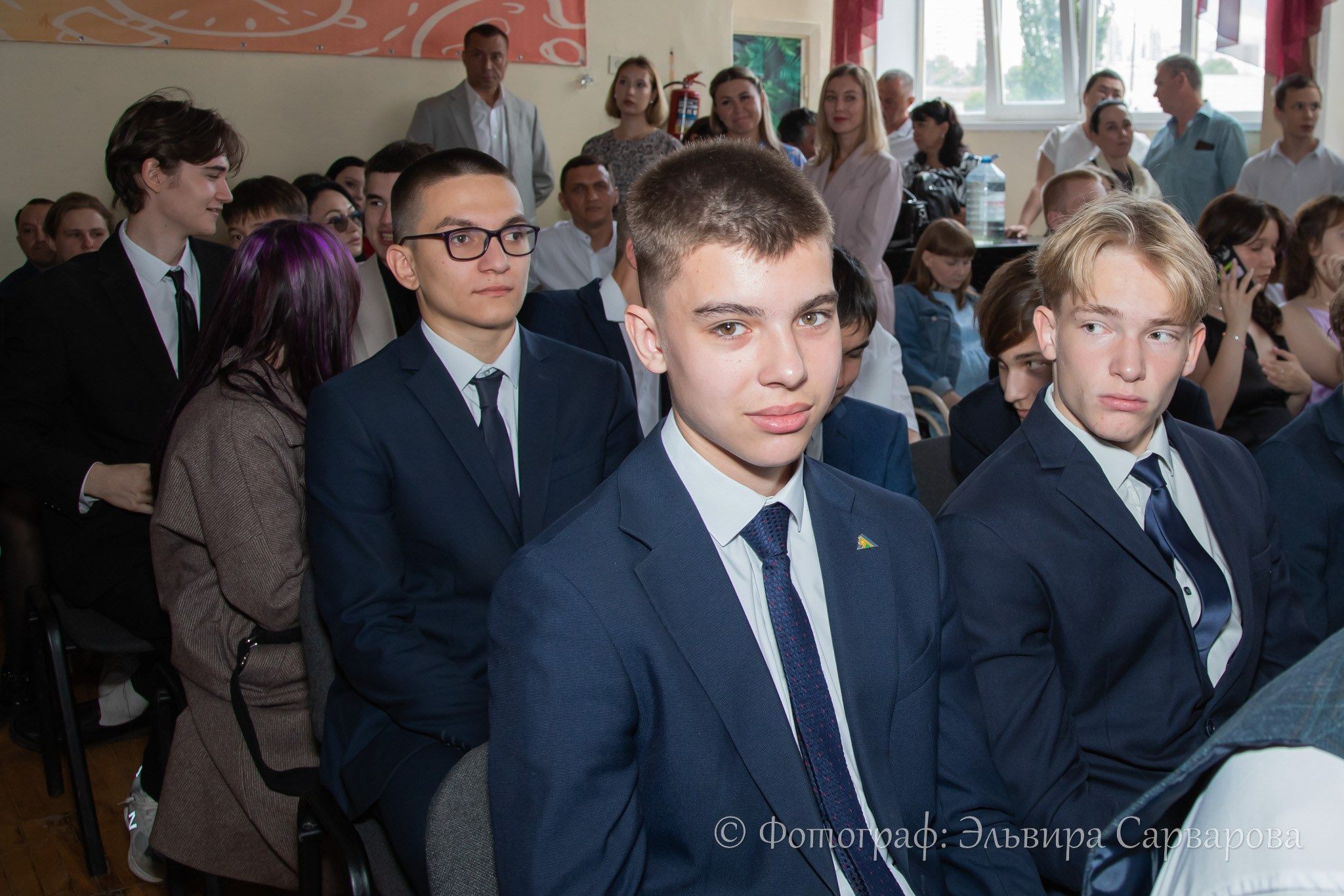 Вручение аттестатов 9 класс. Репортажный Фотограф