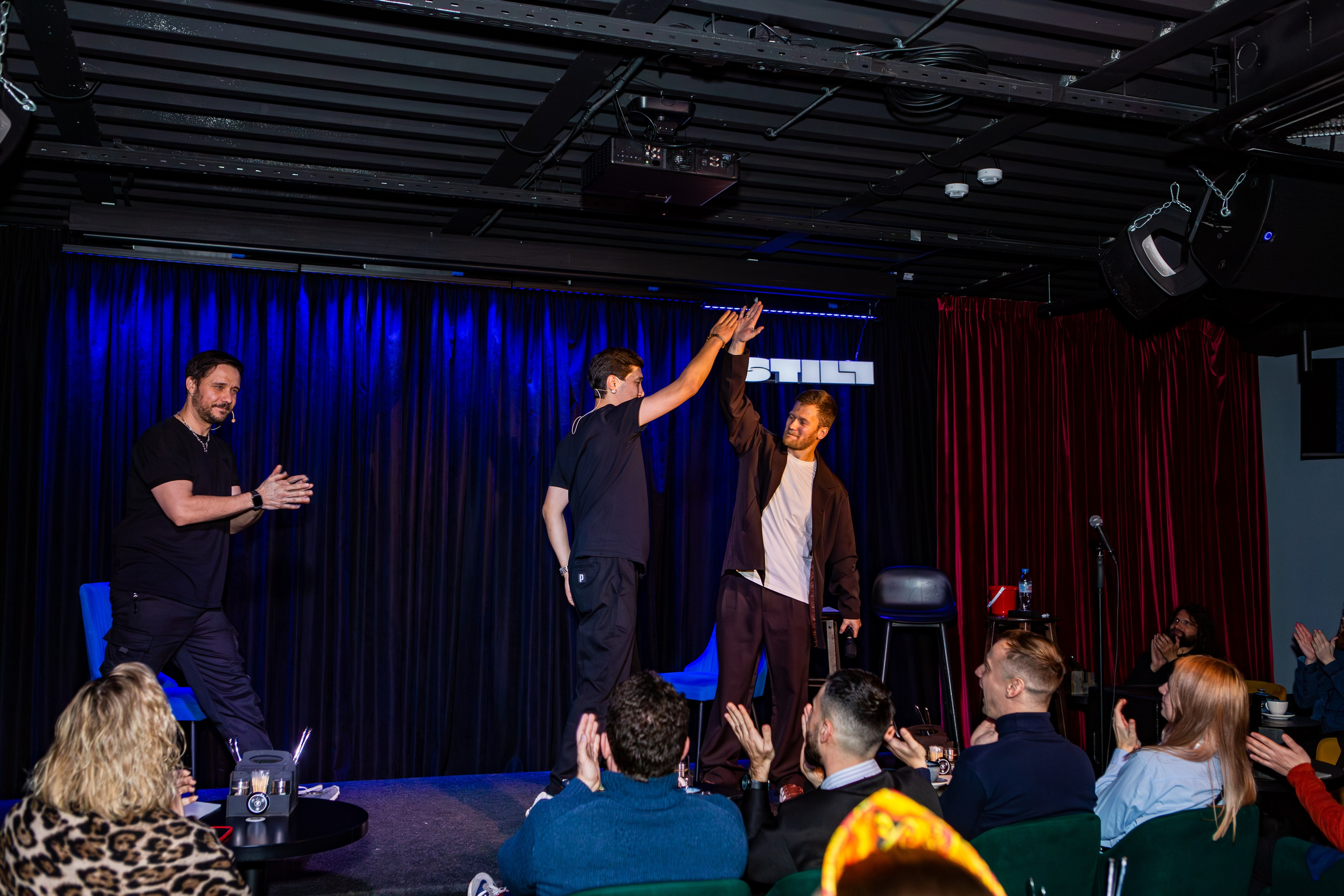 Стендап. Репортажный, семейный, свадебный, портретный фотограф