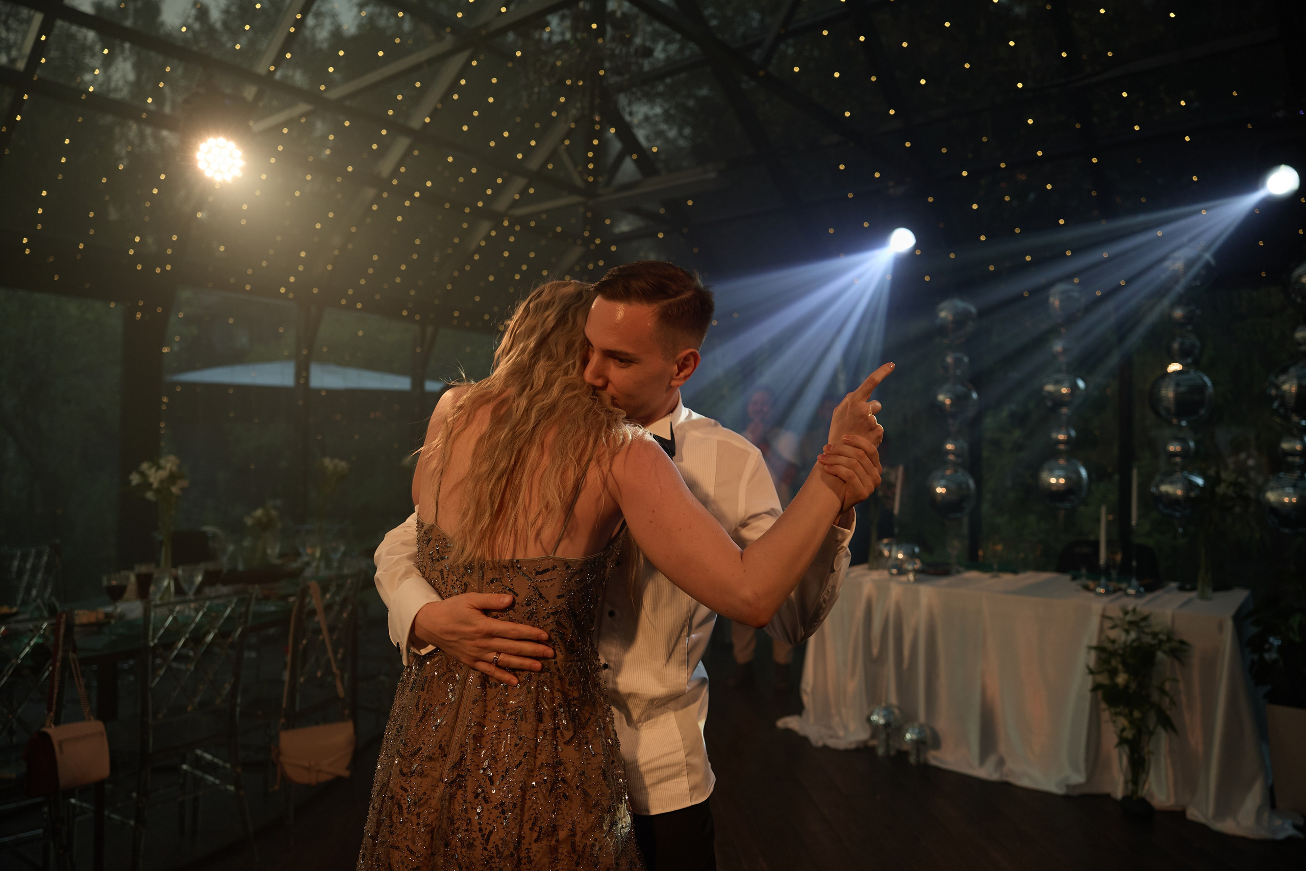 Roman & Julia Green House. Kharchenkotatianaweddingphoto