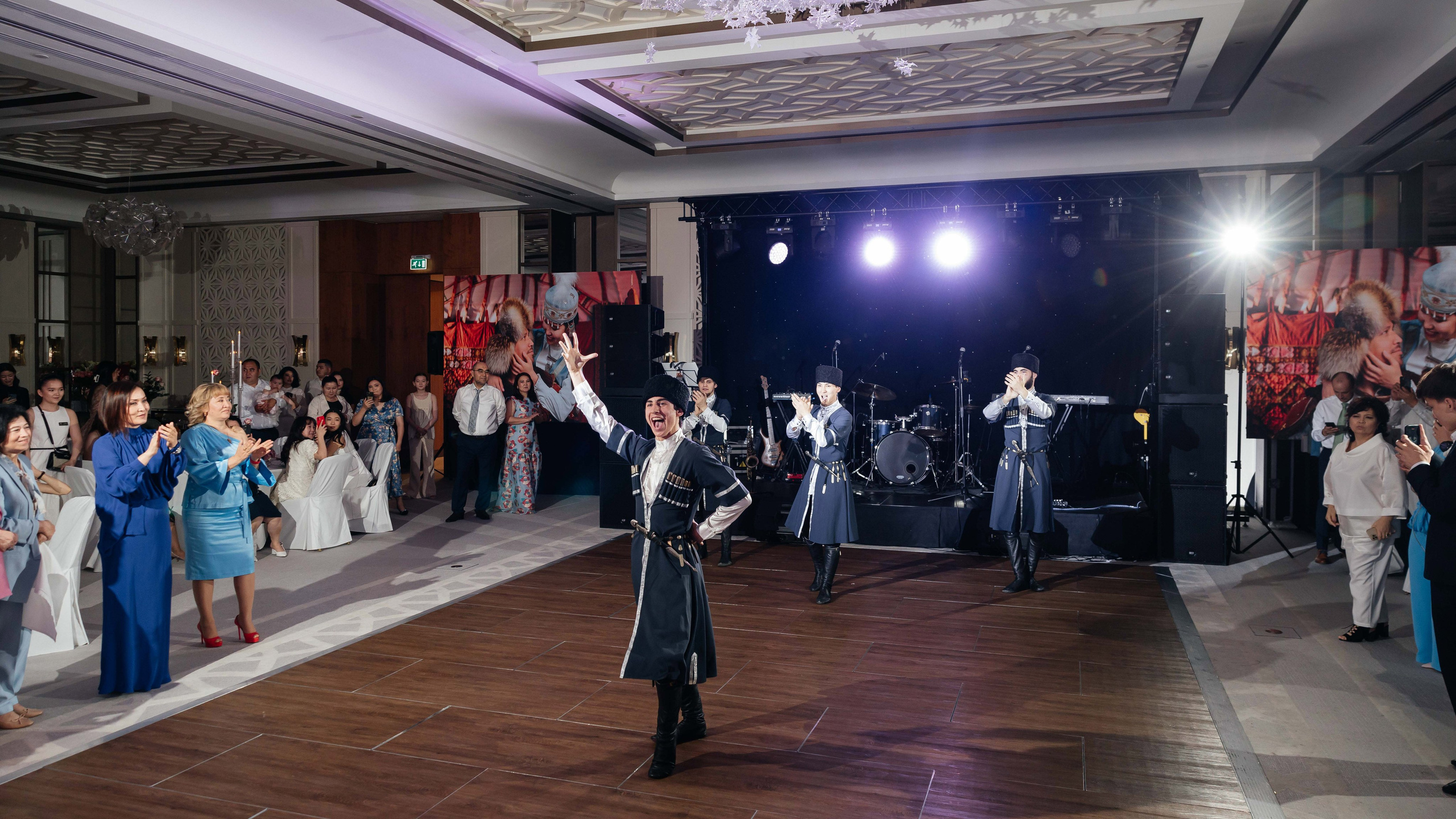 Alina Uzatu. Профессиональный фотограф в городе Астана/Алматы Даурен Сембаев