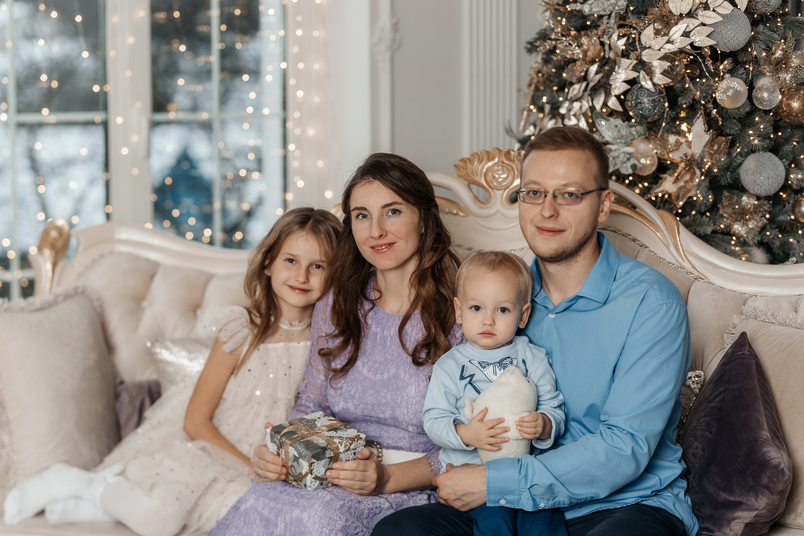 Студии. Выпускные фотоальбомы Фрязино Щёлково Света Шенгелия