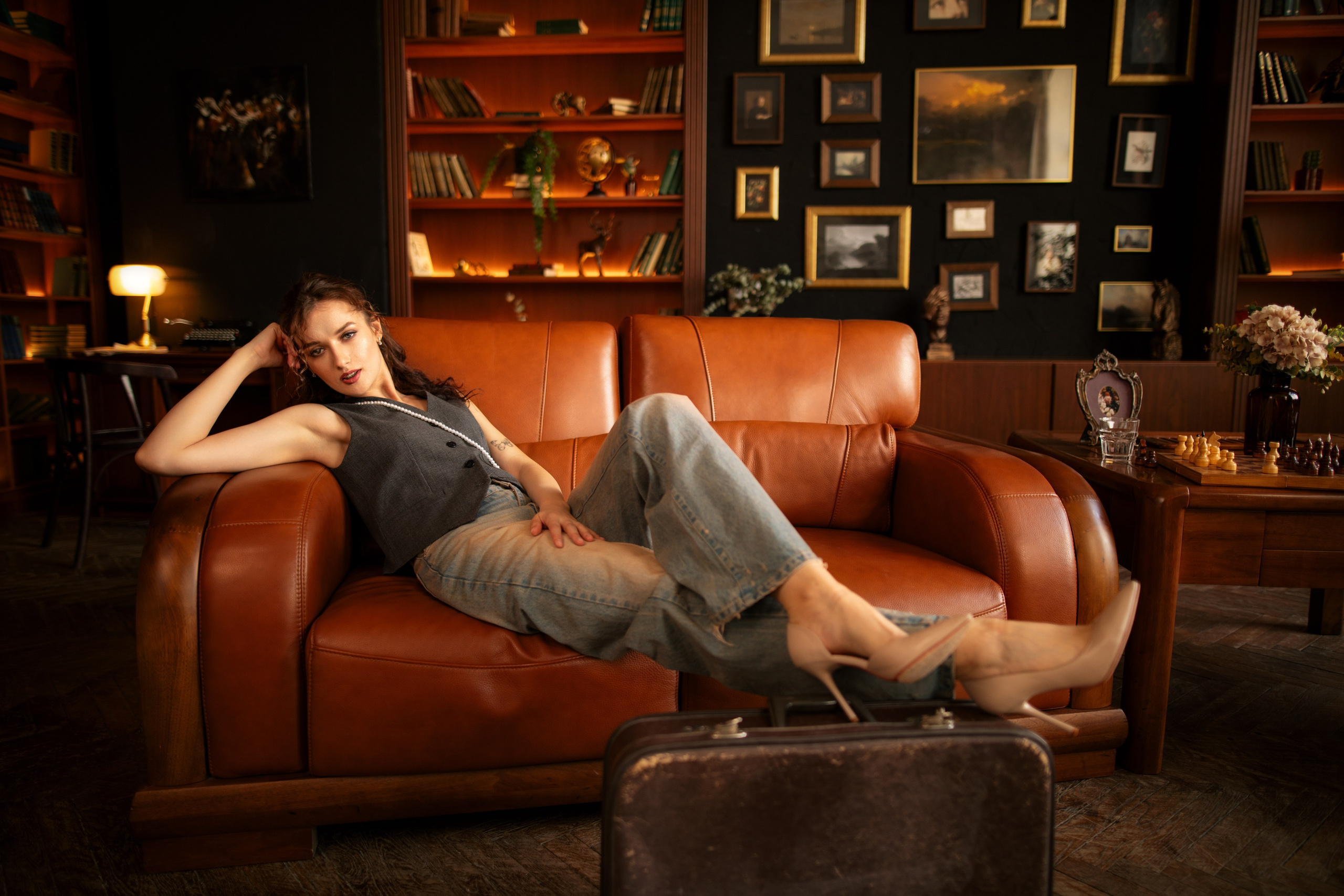 Фотосет с Анастасией в интерьере в формате «Я красивая». Дмитрий Шульгин, портретный фотограф в Воронеже