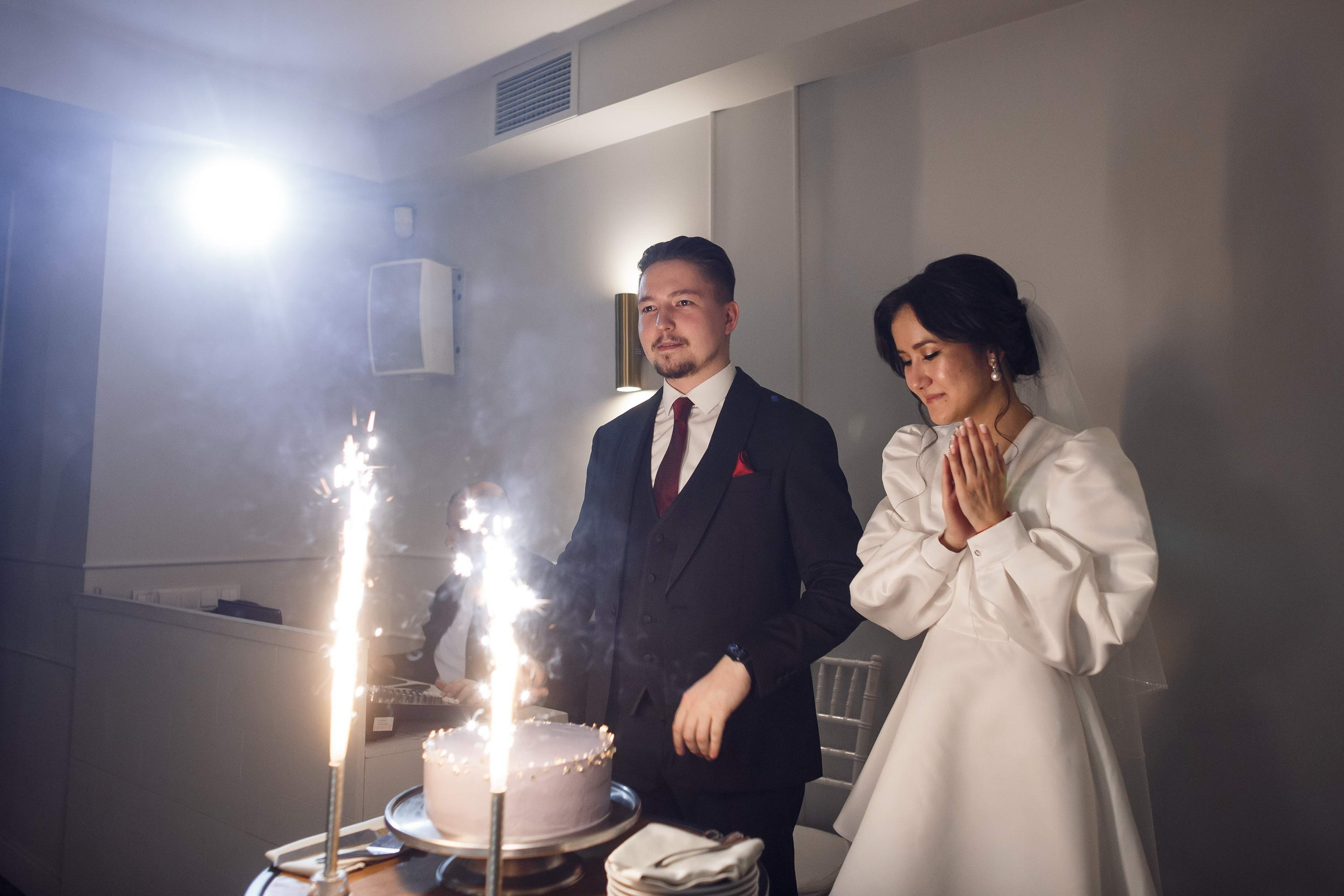 Свадебный банкет. Свадебный фотограф Игорь Брундасов 8PHOTO на свадьбу венчание загс СПб